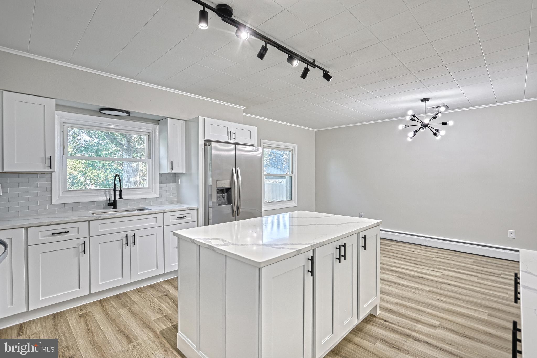 MECHANICSBURG - Residential