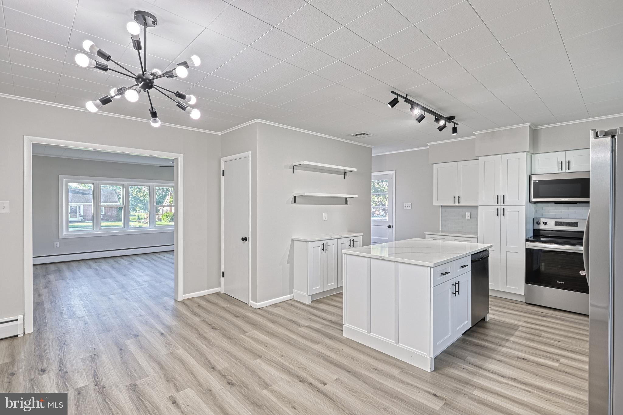 MECHANICSBURG - Residential