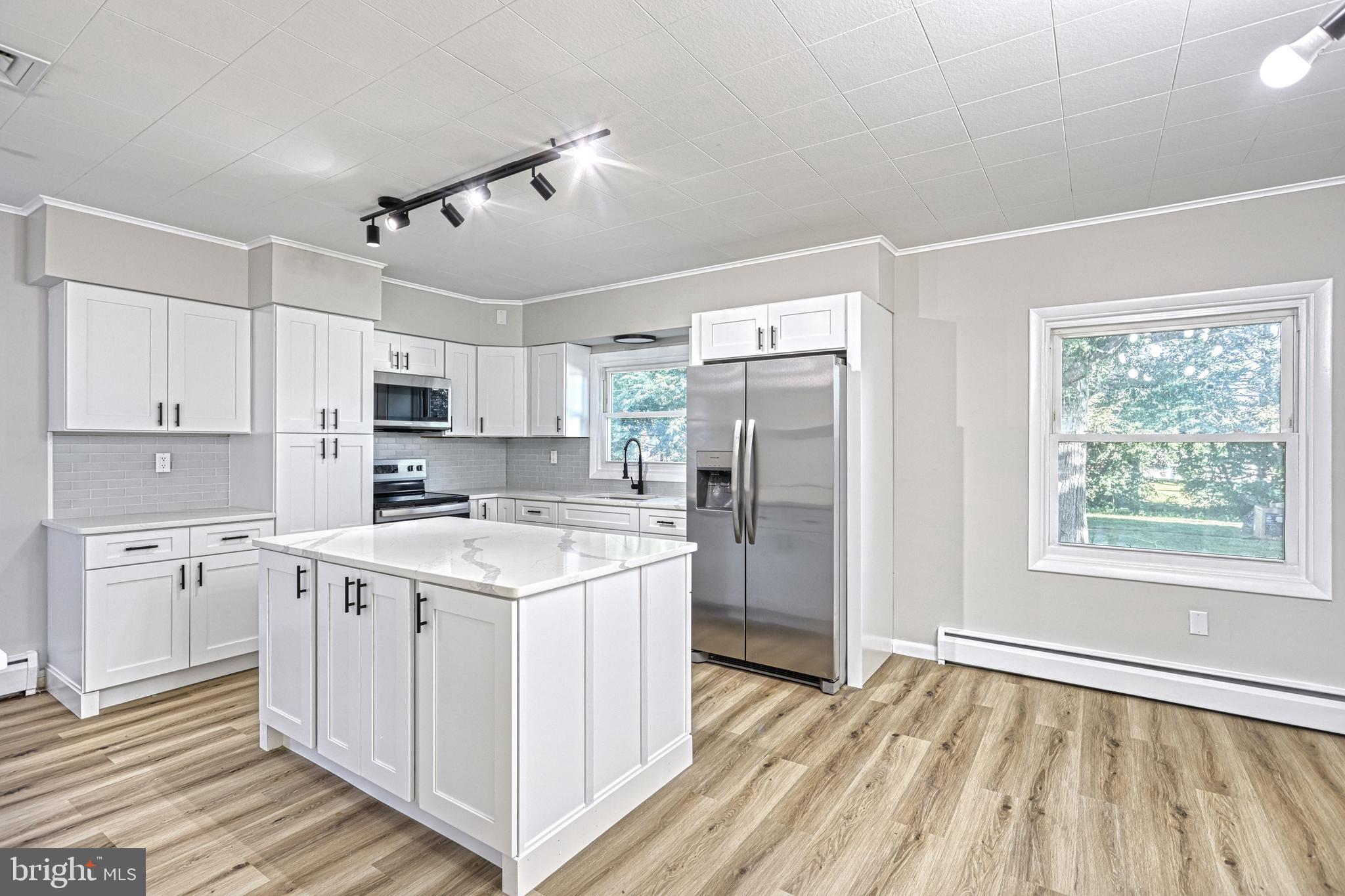 MECHANICSBURG - Residential