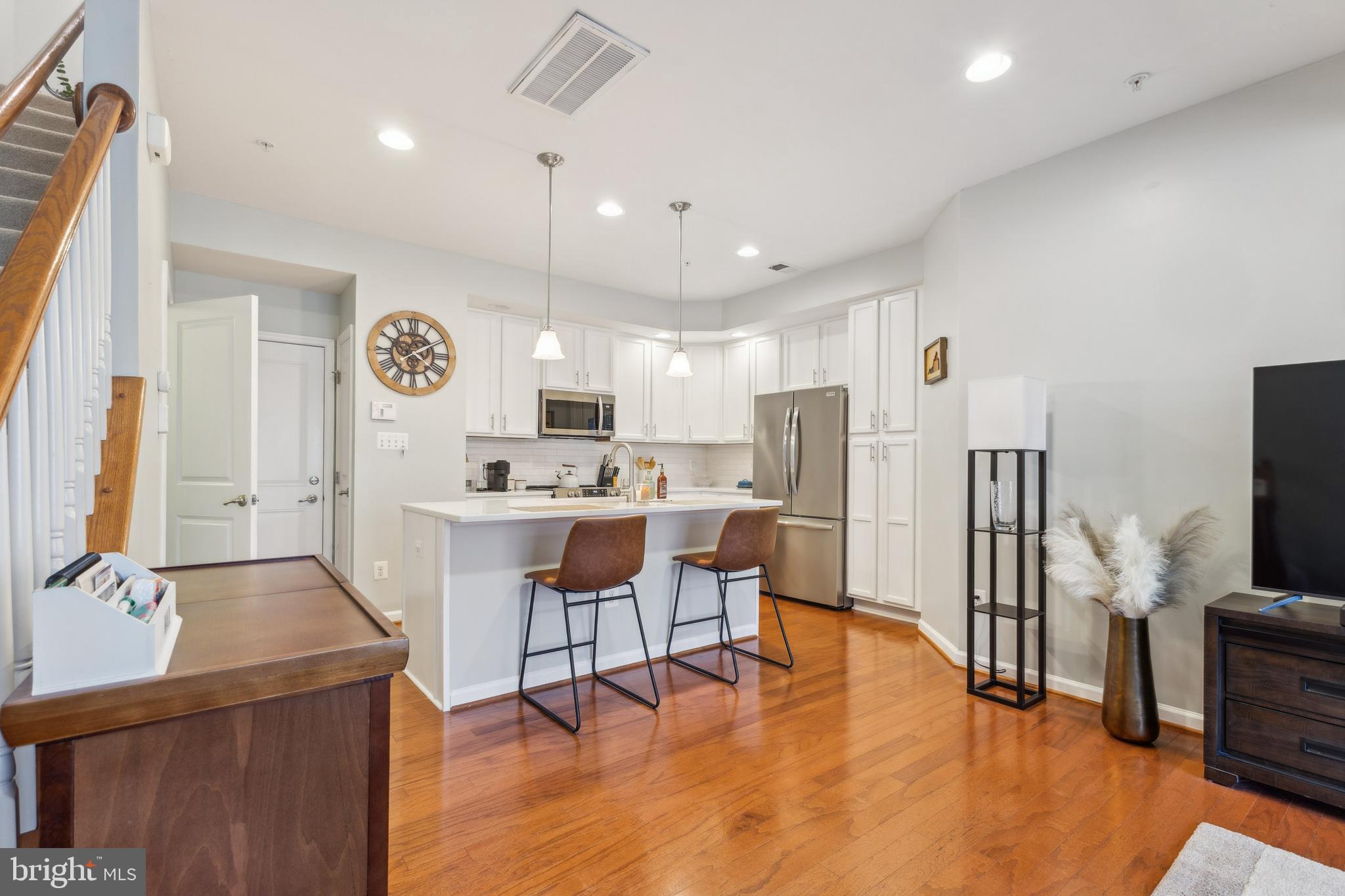 SOMERSET CONDO - Residential