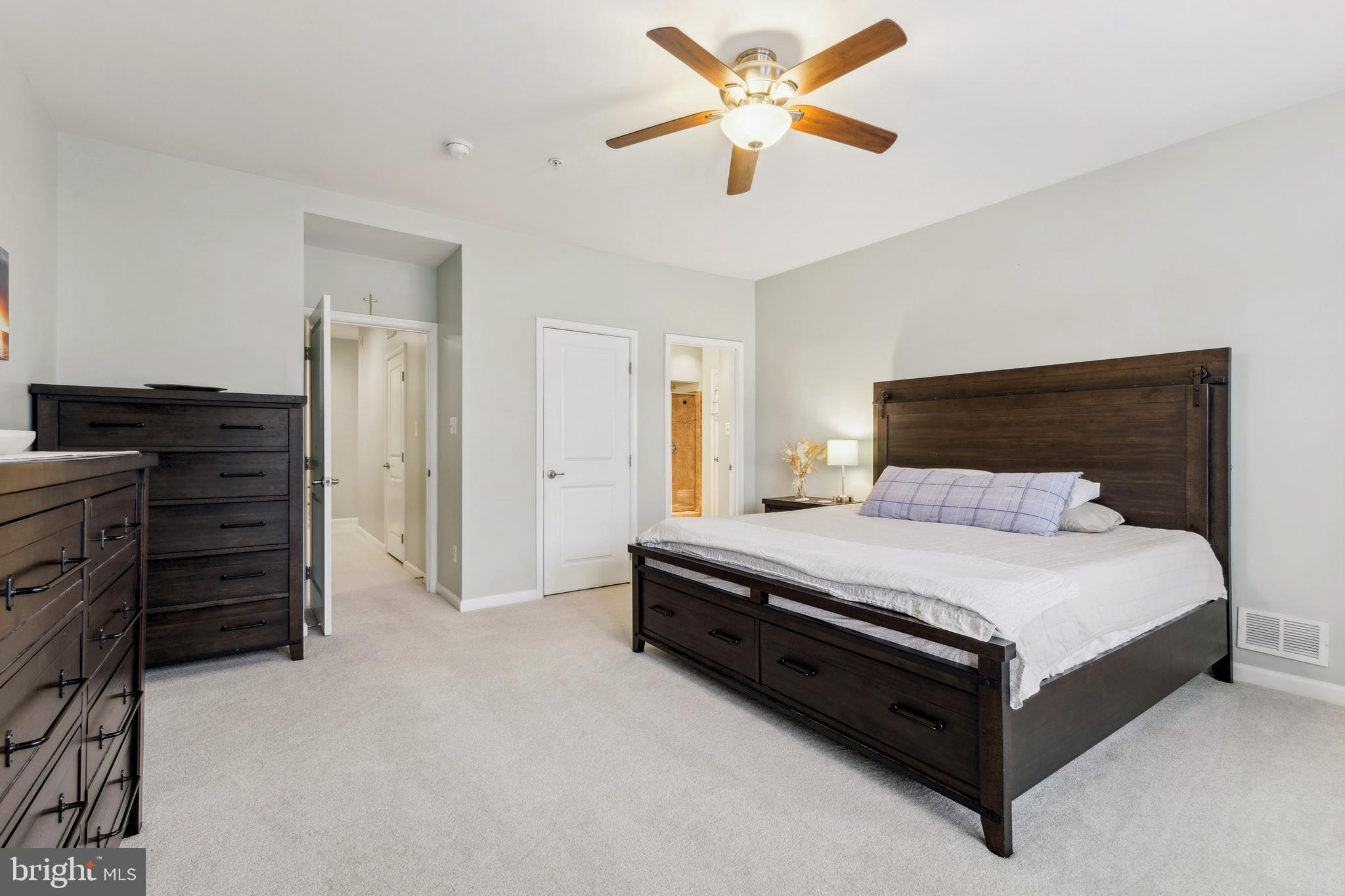 SOMERSET CONDO - Residential