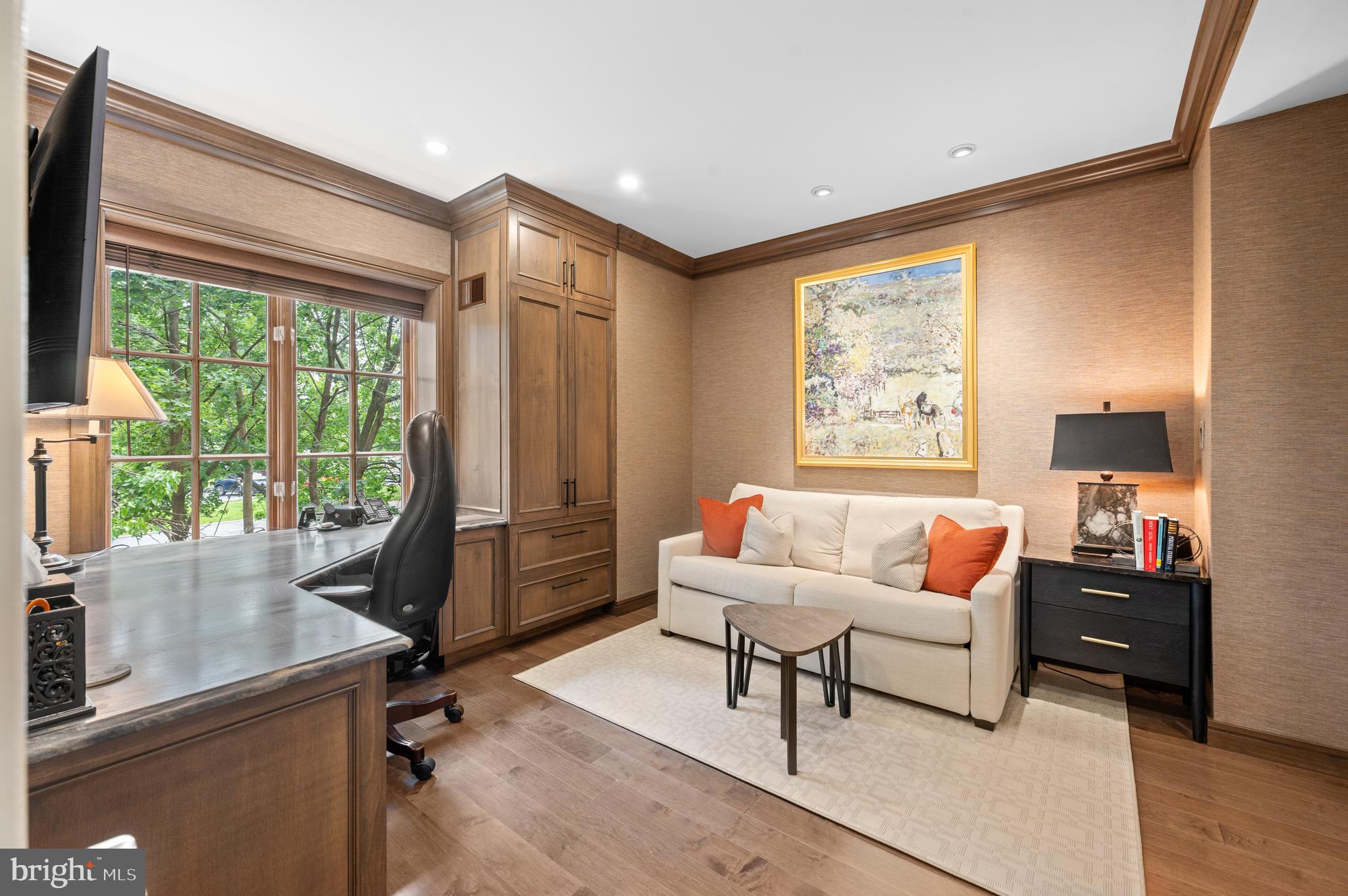 CORINTHIAN - Residential