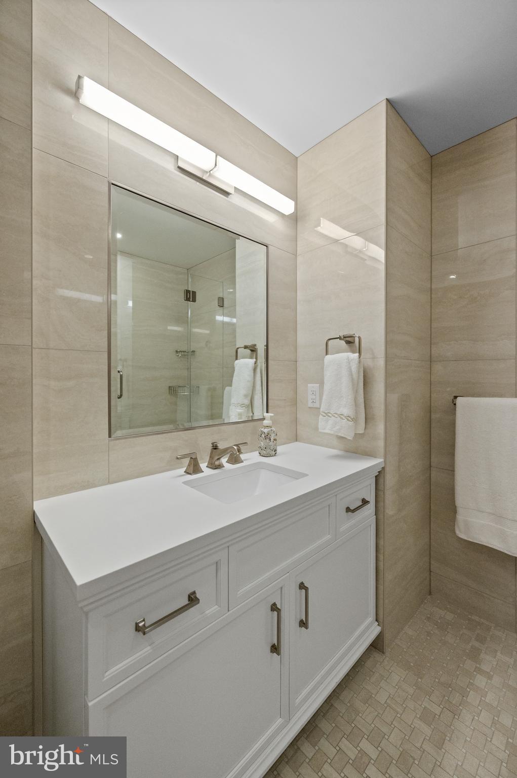 CORINTHIAN - Residential