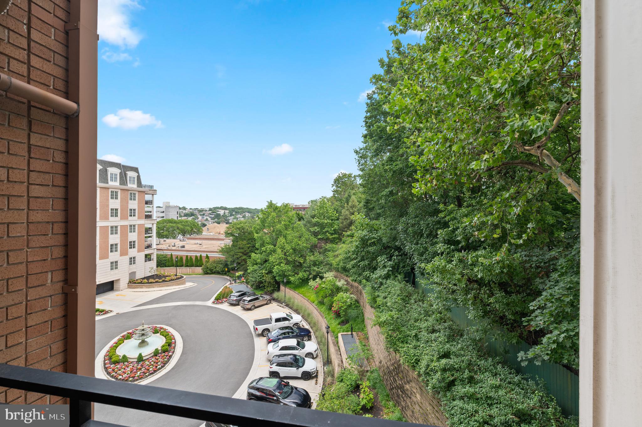 CORINTHIAN - Residential