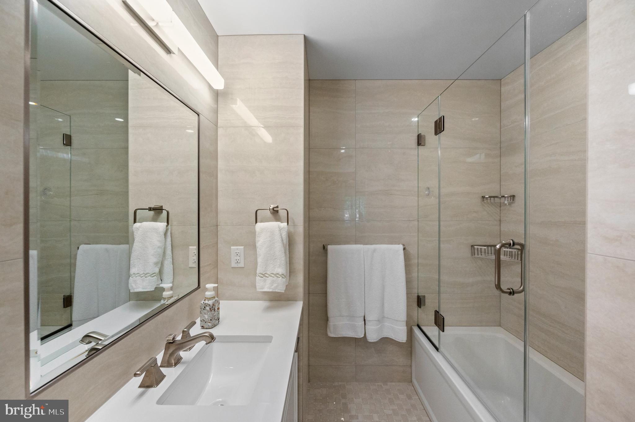 CORINTHIAN - Residential