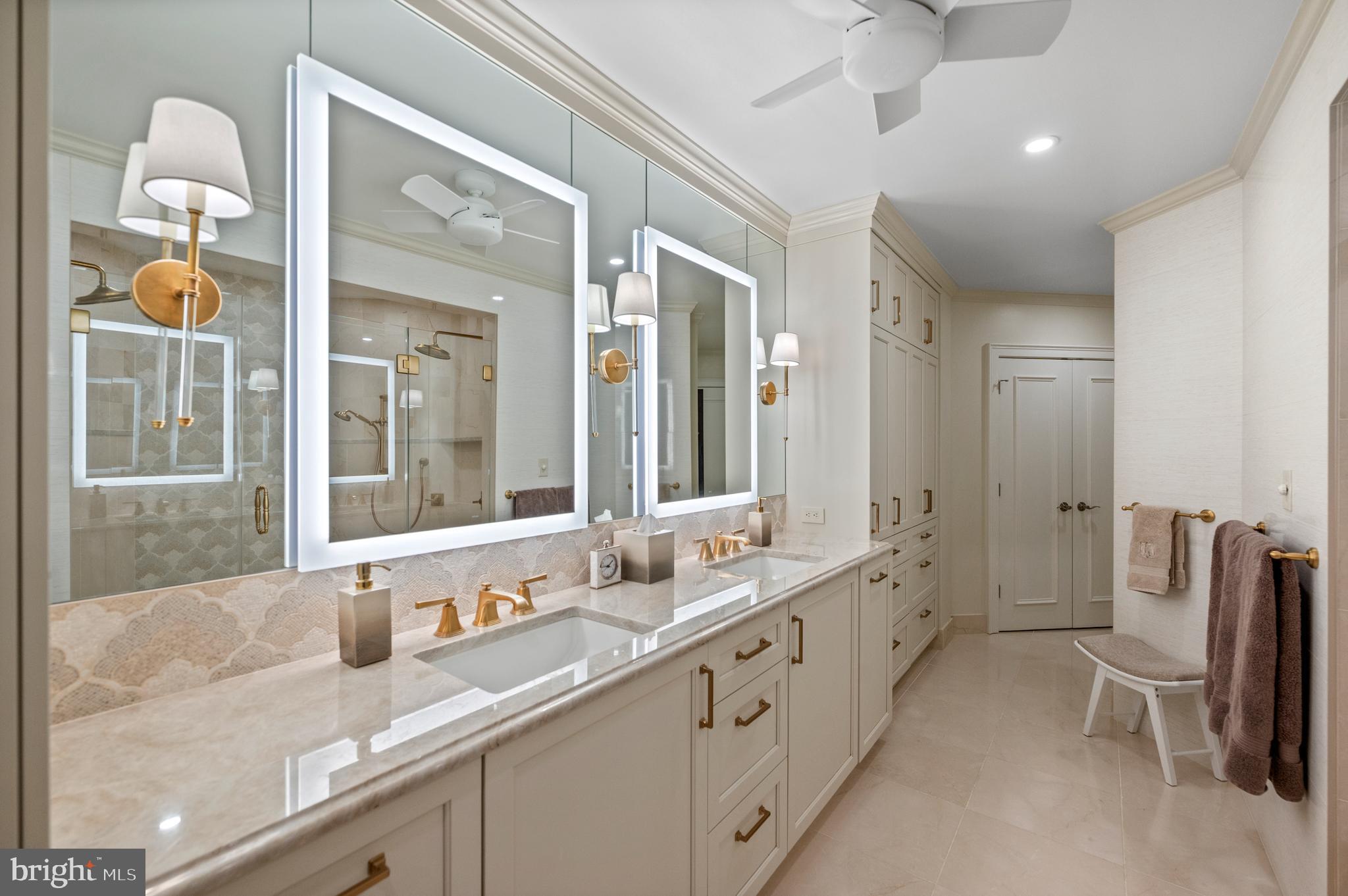 CORINTHIAN - Residential