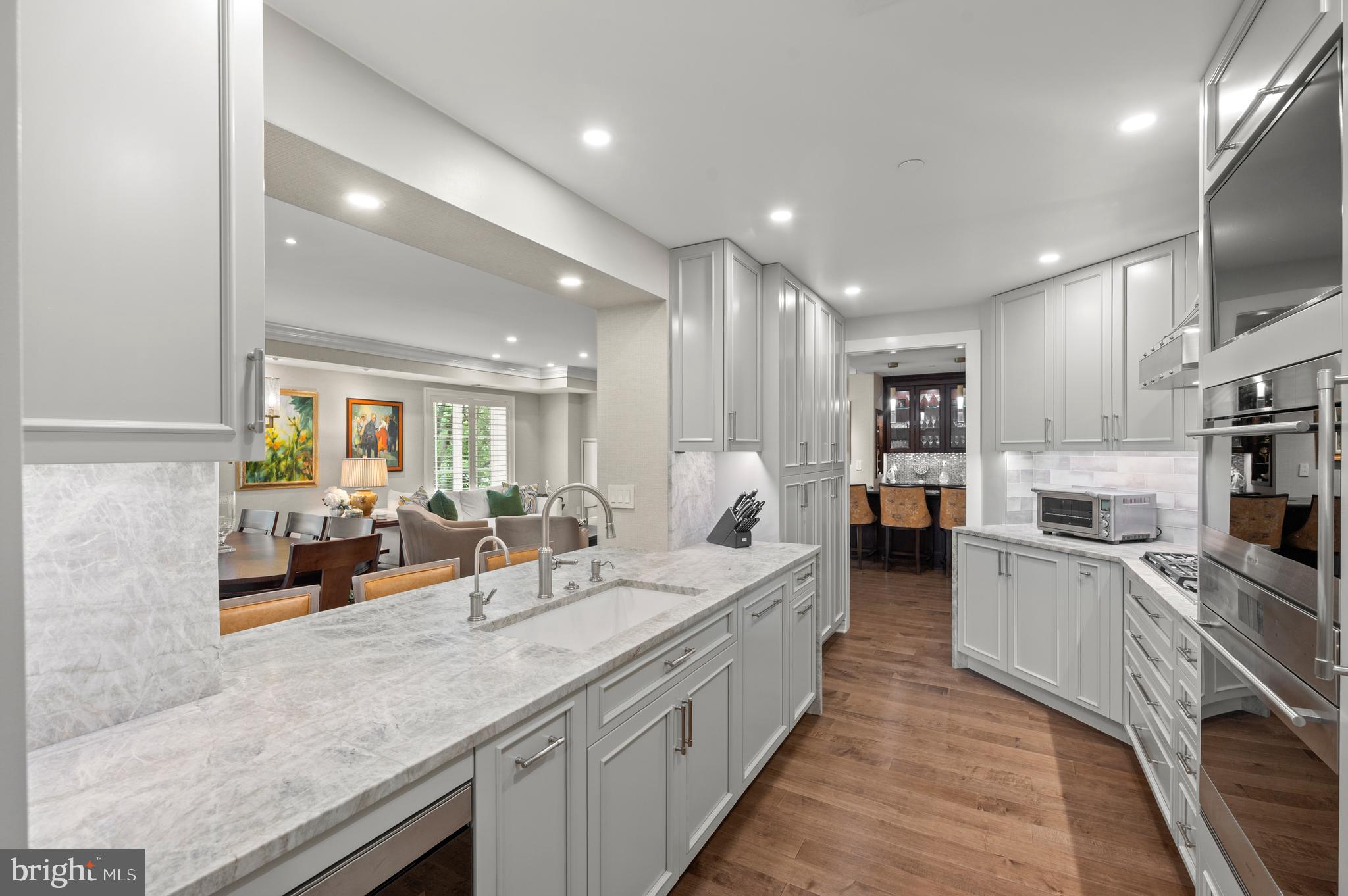 CORINTHIAN - Residential