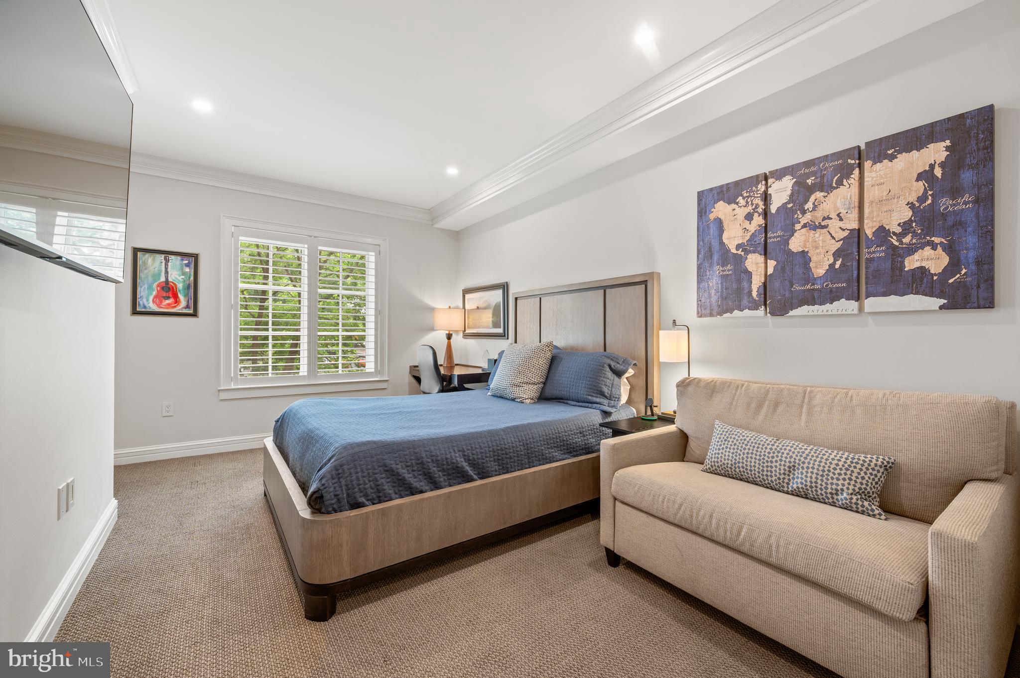 CORINTHIAN - Residential