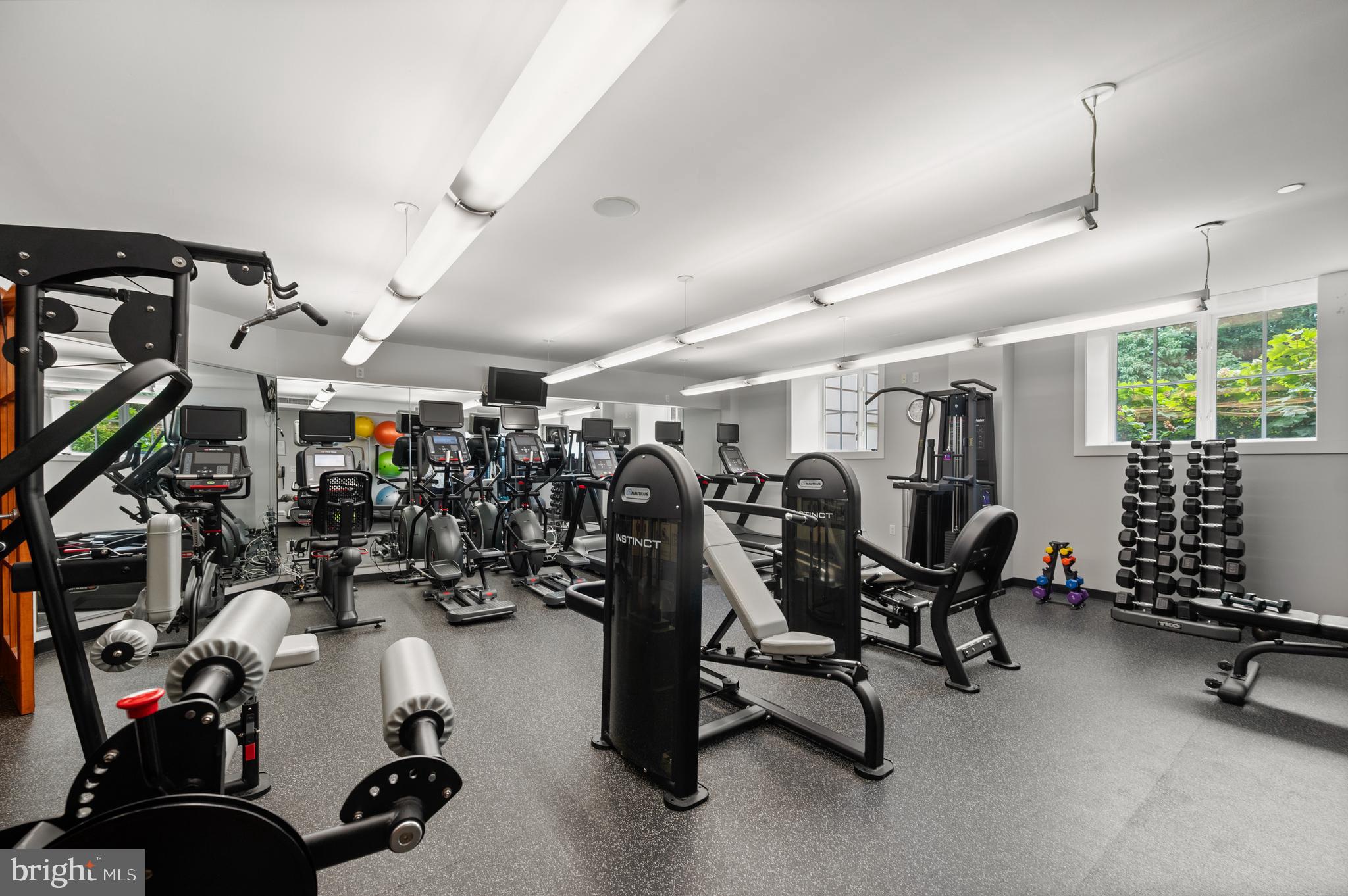 CORINTHIAN - Residential