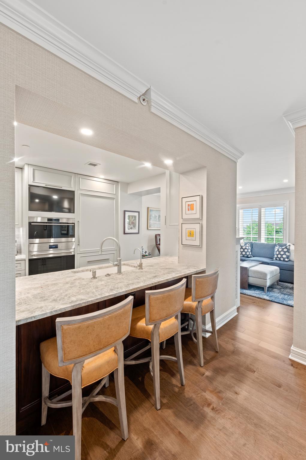 CORINTHIAN - Residential