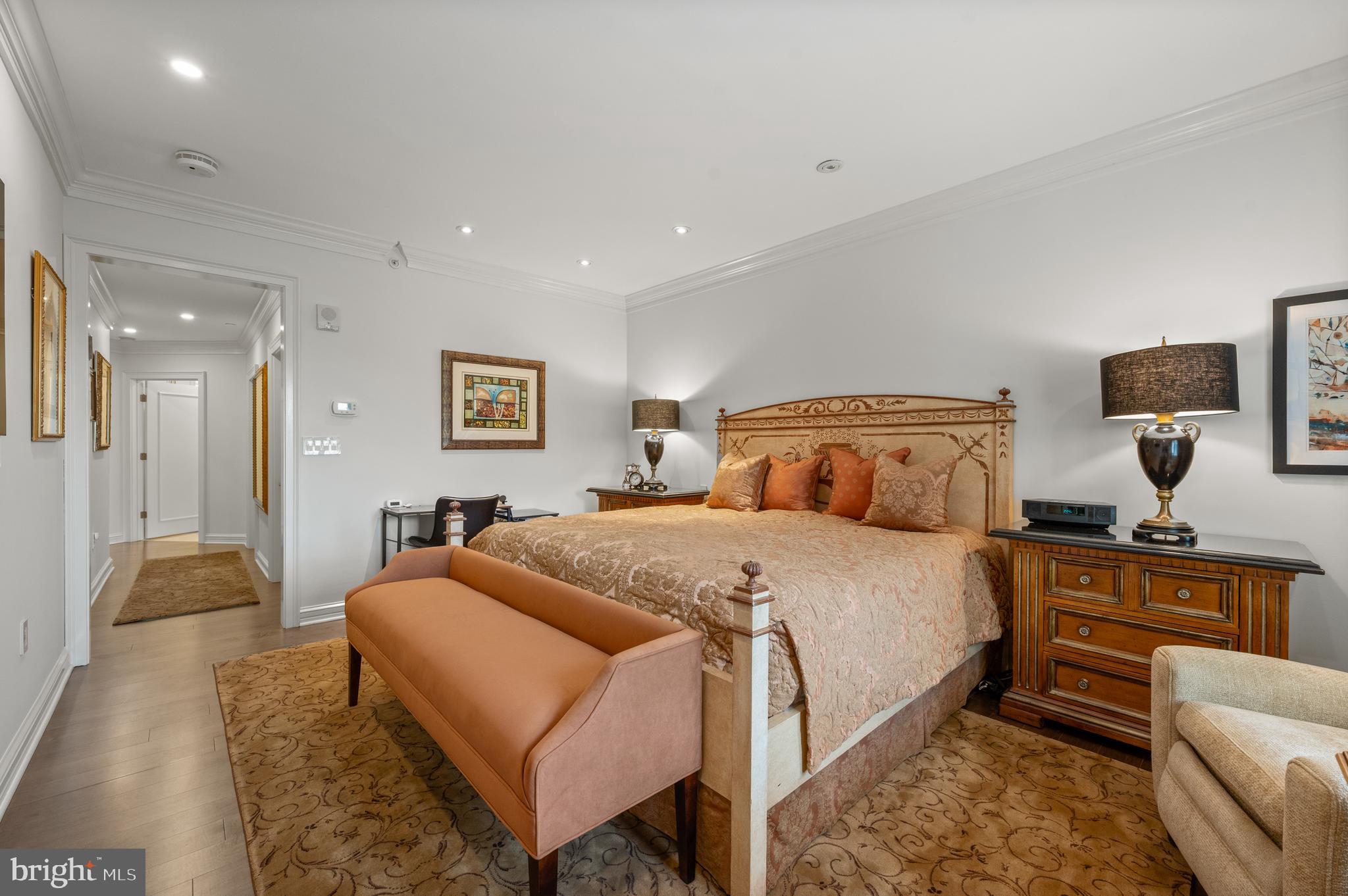 CORINTHIAN - Residential