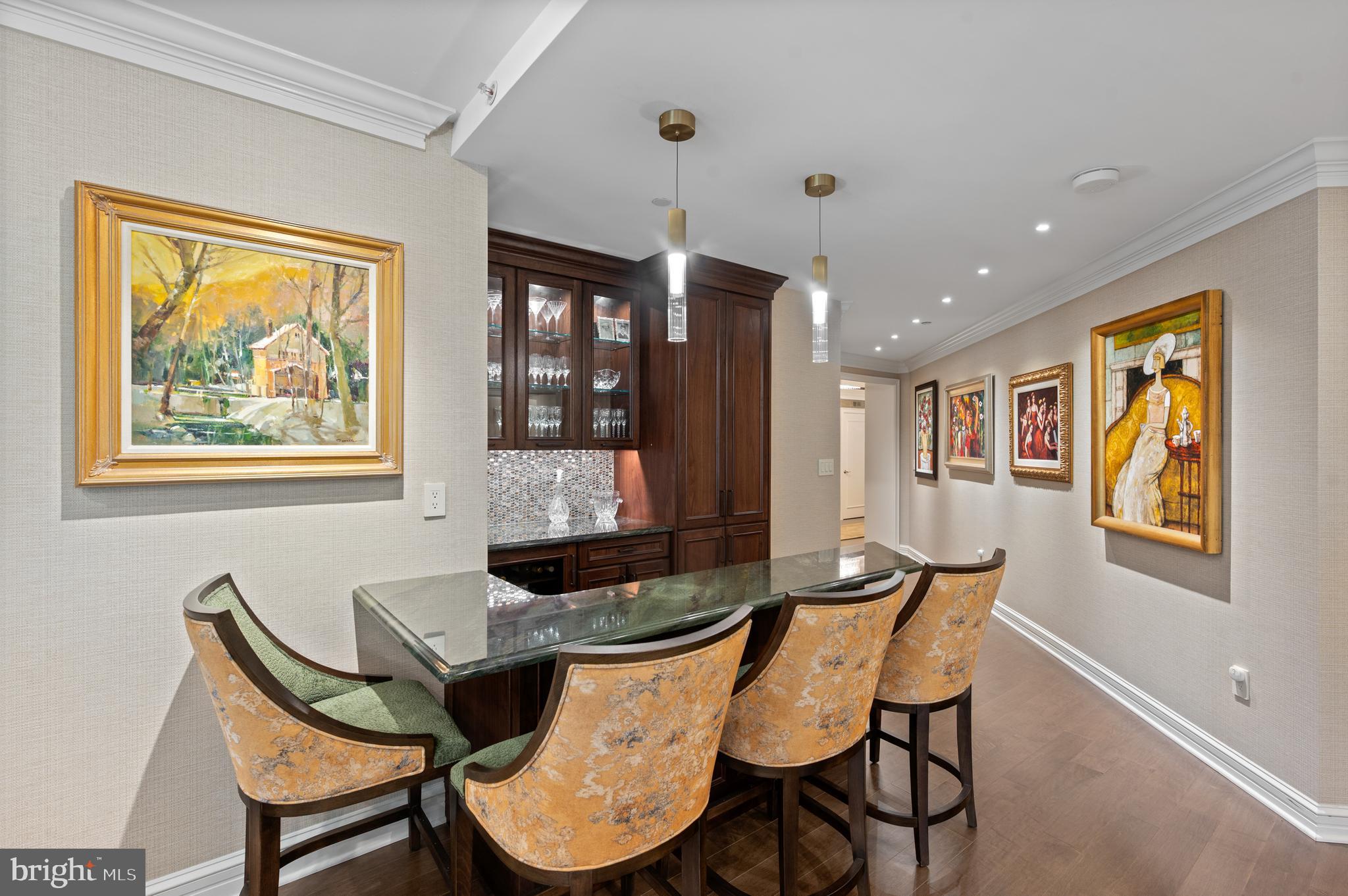 CORINTHIAN - Residential