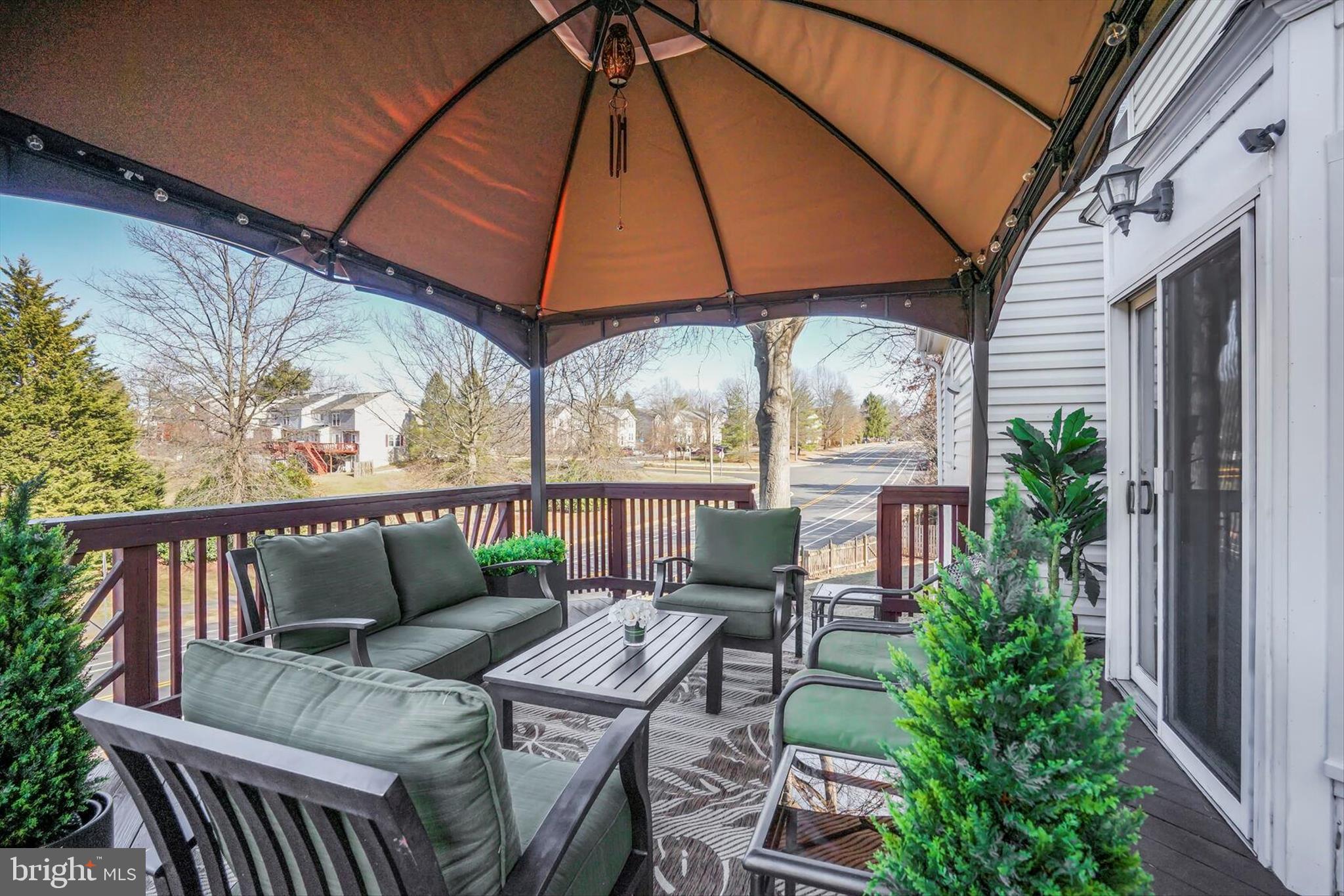 CENTRE RIDGE - Residential