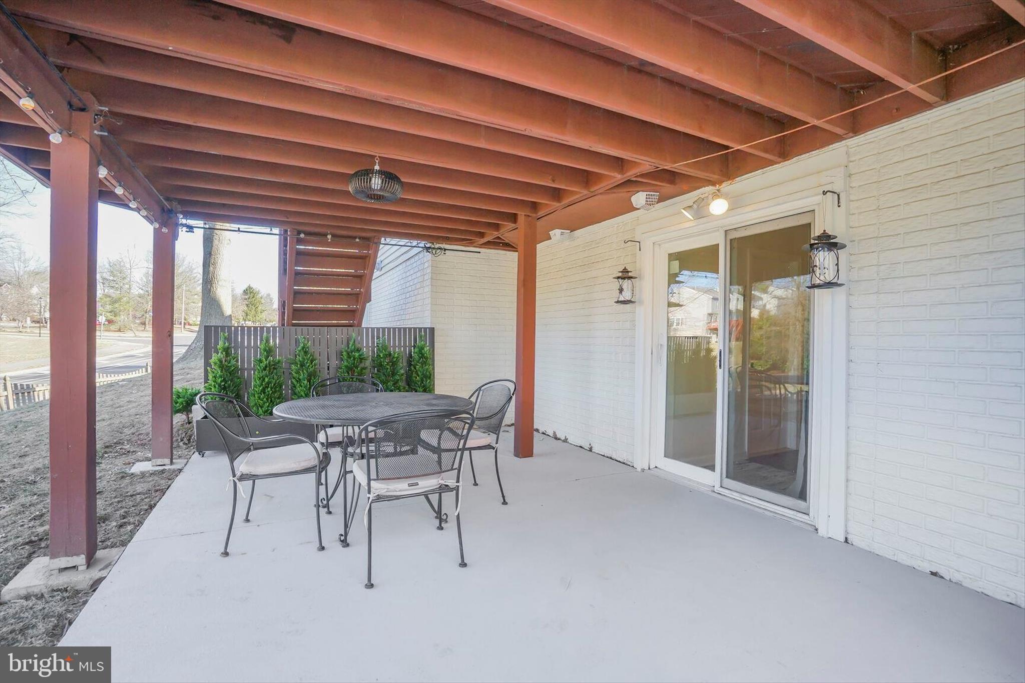 CENTRE RIDGE - Residential