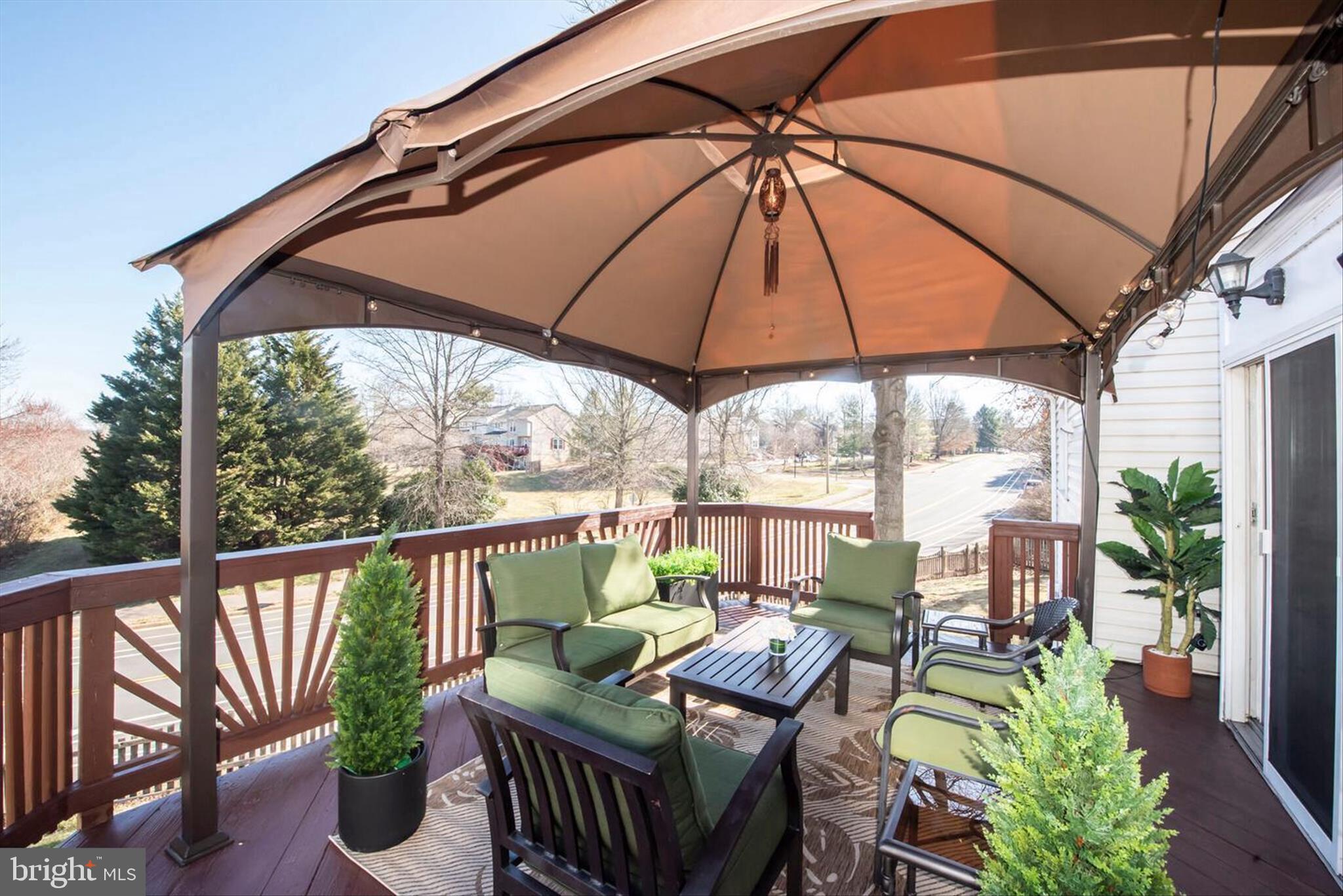 CENTRE RIDGE - Residential