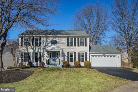 Homes For Sale - 14514 Flag Staff Ct Ct<br/> Fairfax County, CENTREVILLE, VA 20121