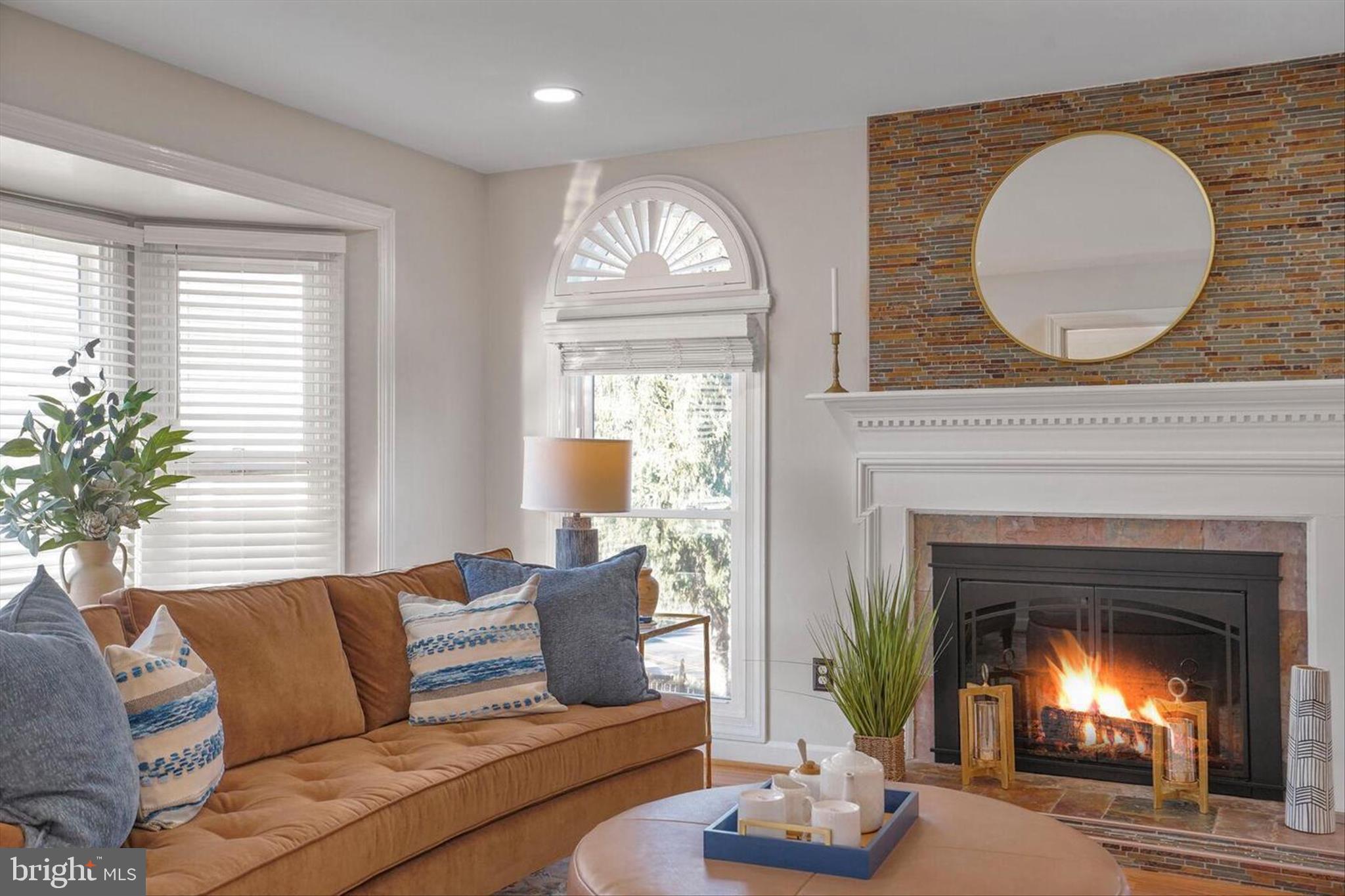 CENTRE RIDGE - Residential