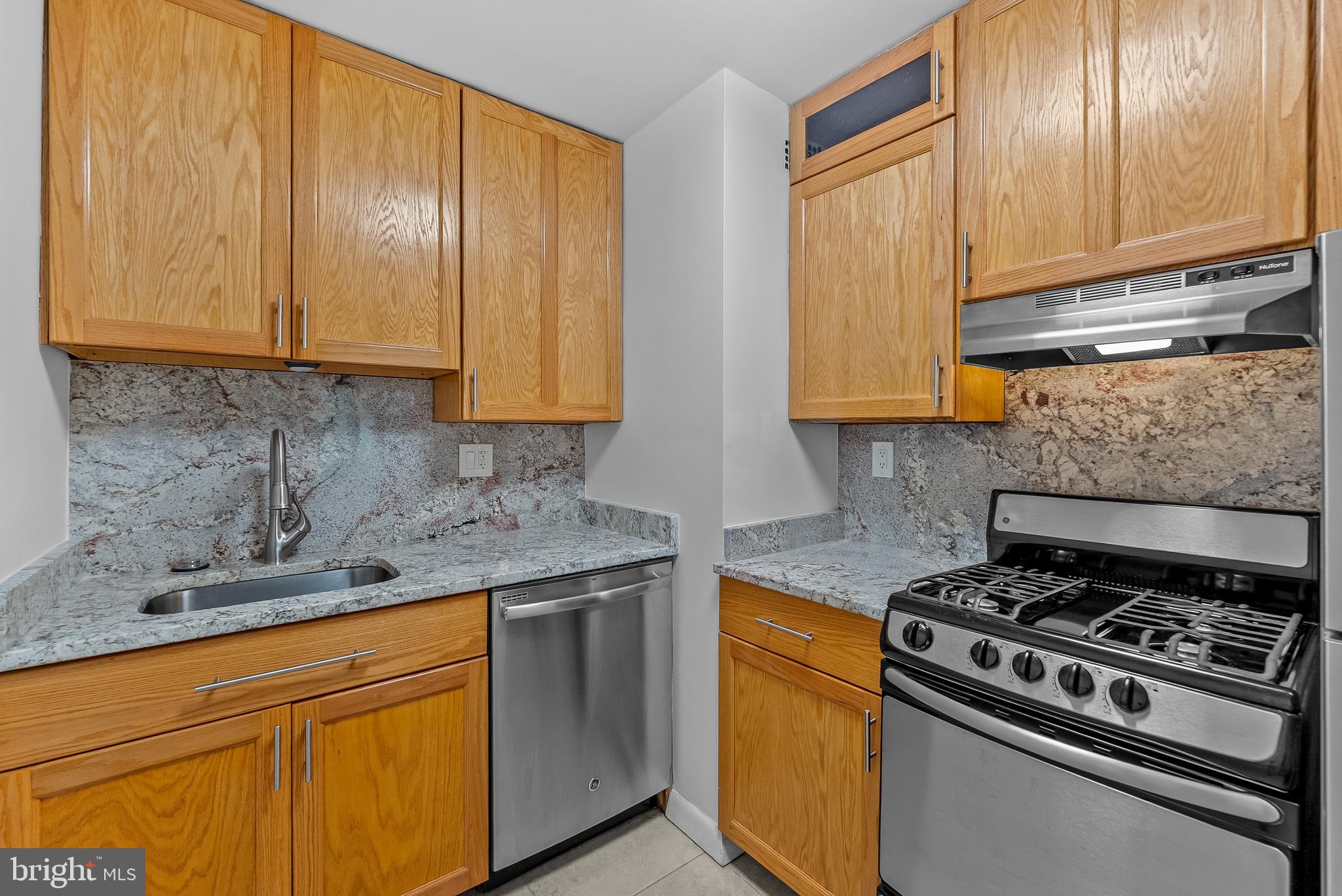 DUPONT CIRCLE - Residential Lease