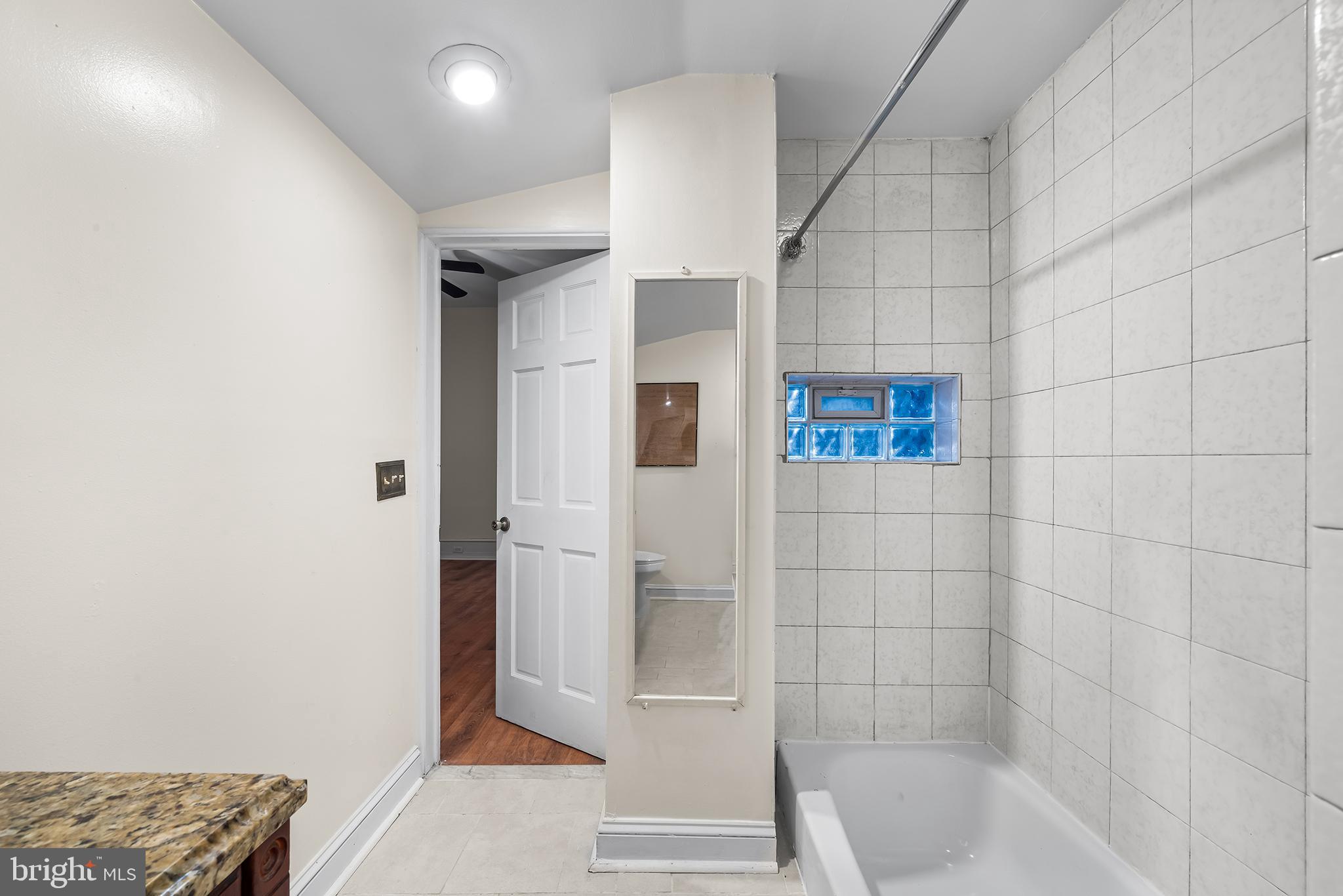 EAST PASSYUNK CROSSING - Residential Lease