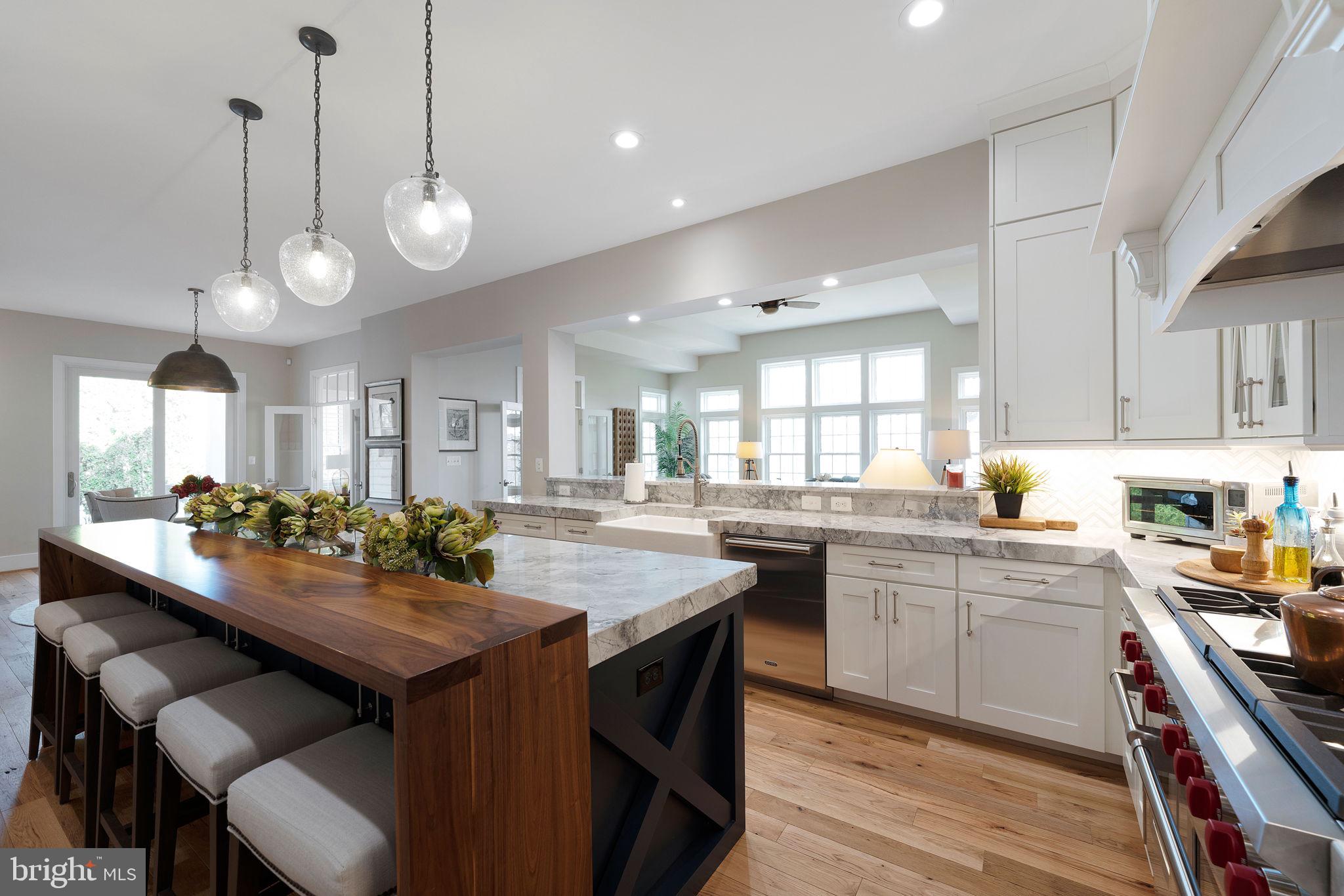 RIVER CREEK - Residential