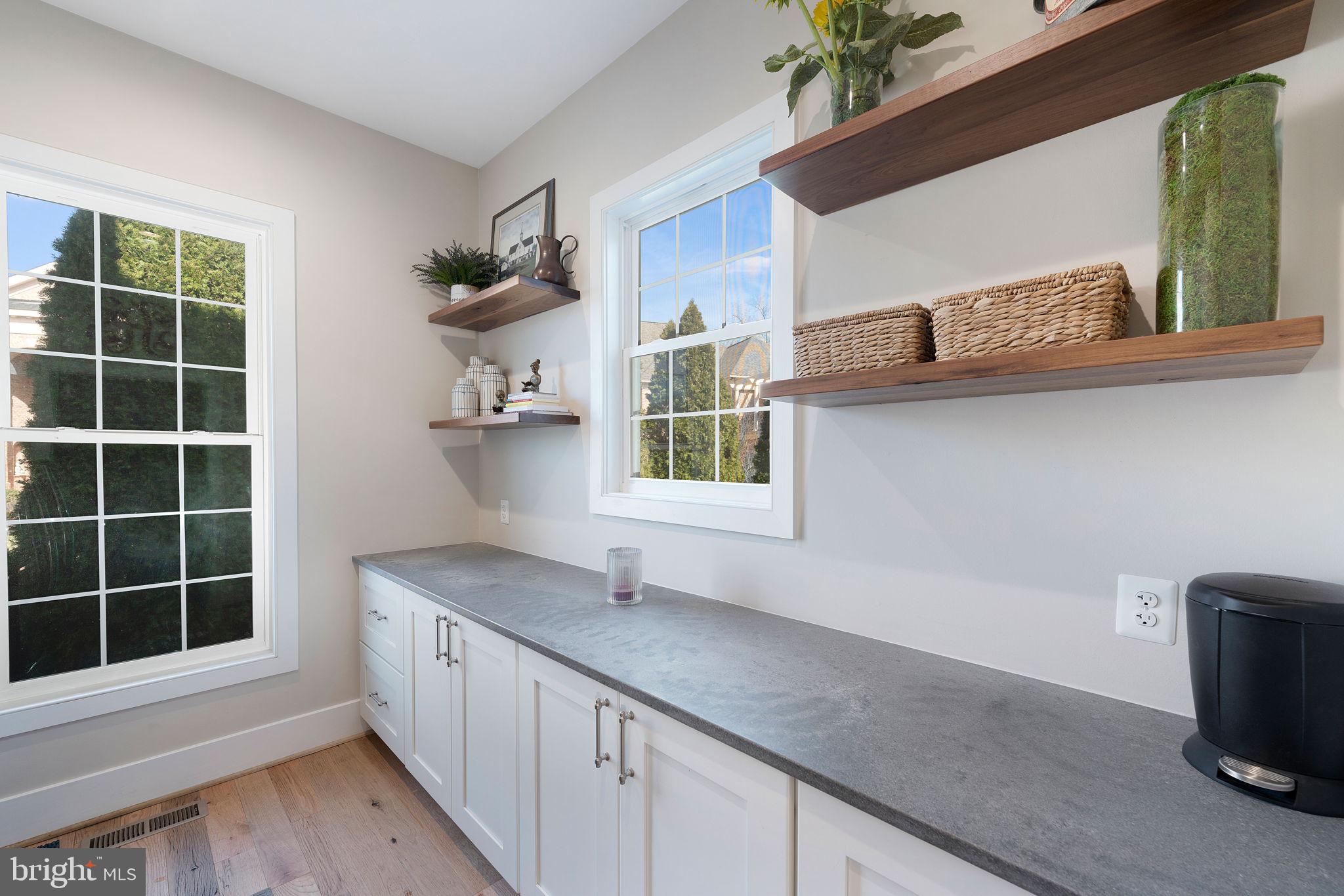 RIVER CREEK - Residential