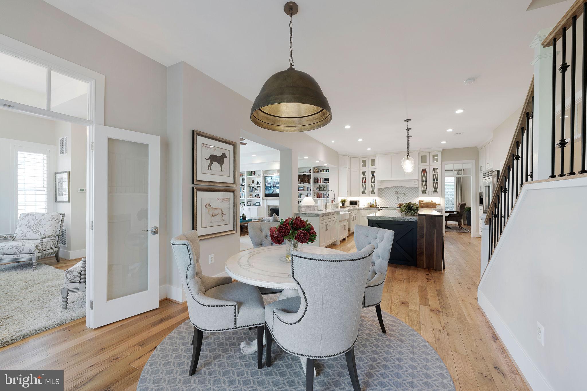 RIVER CREEK - Residential