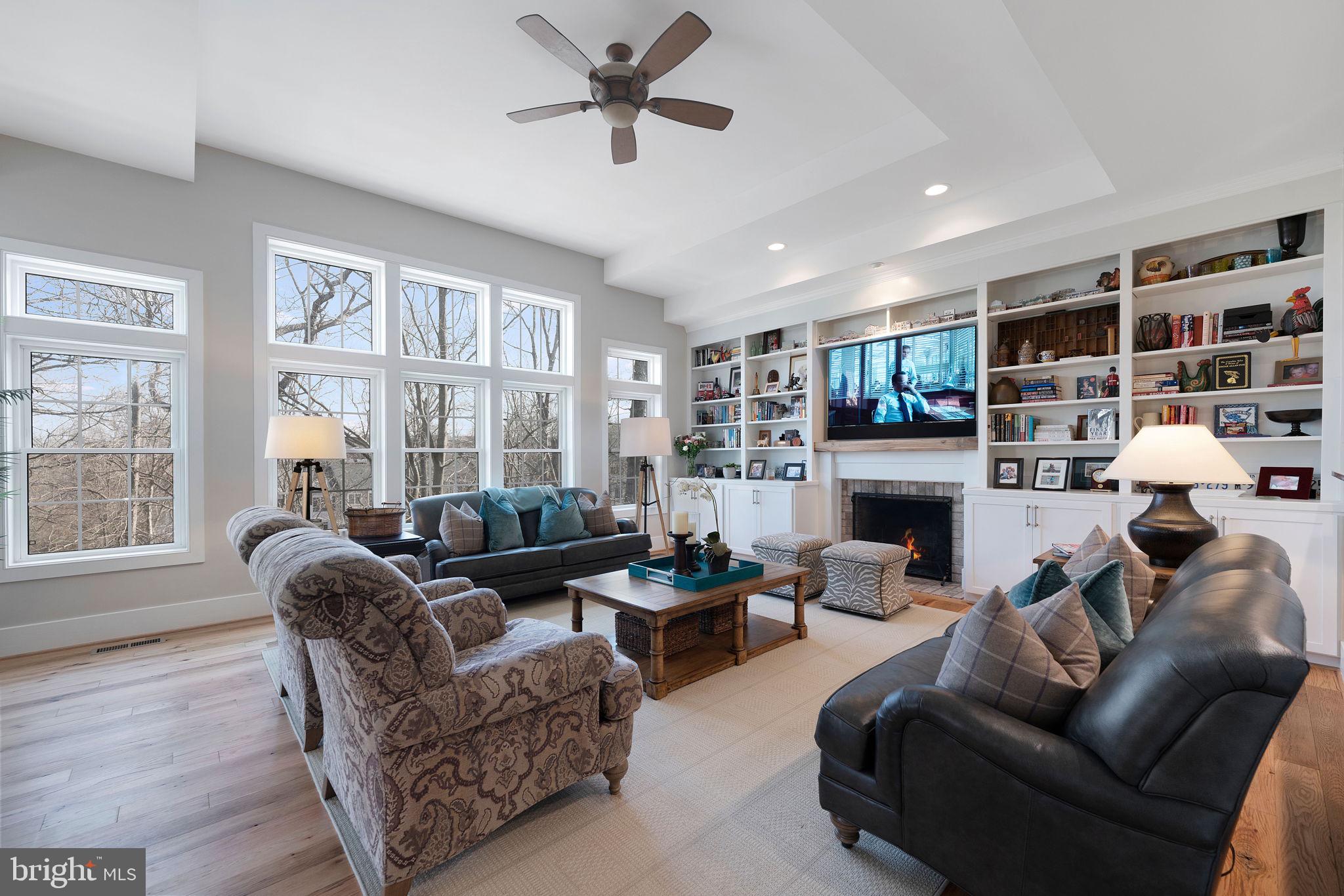 RIVER CREEK - Residential