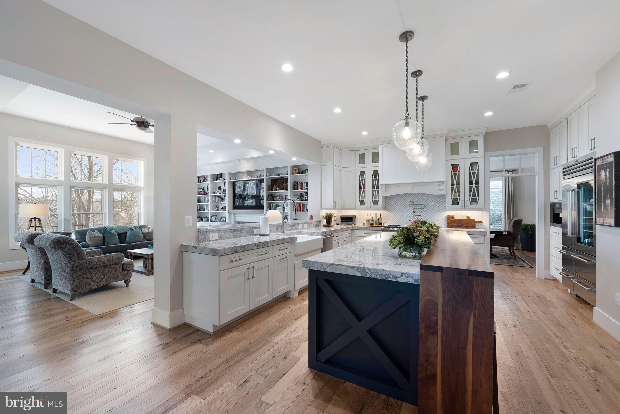 RIVER CREEK - Residential