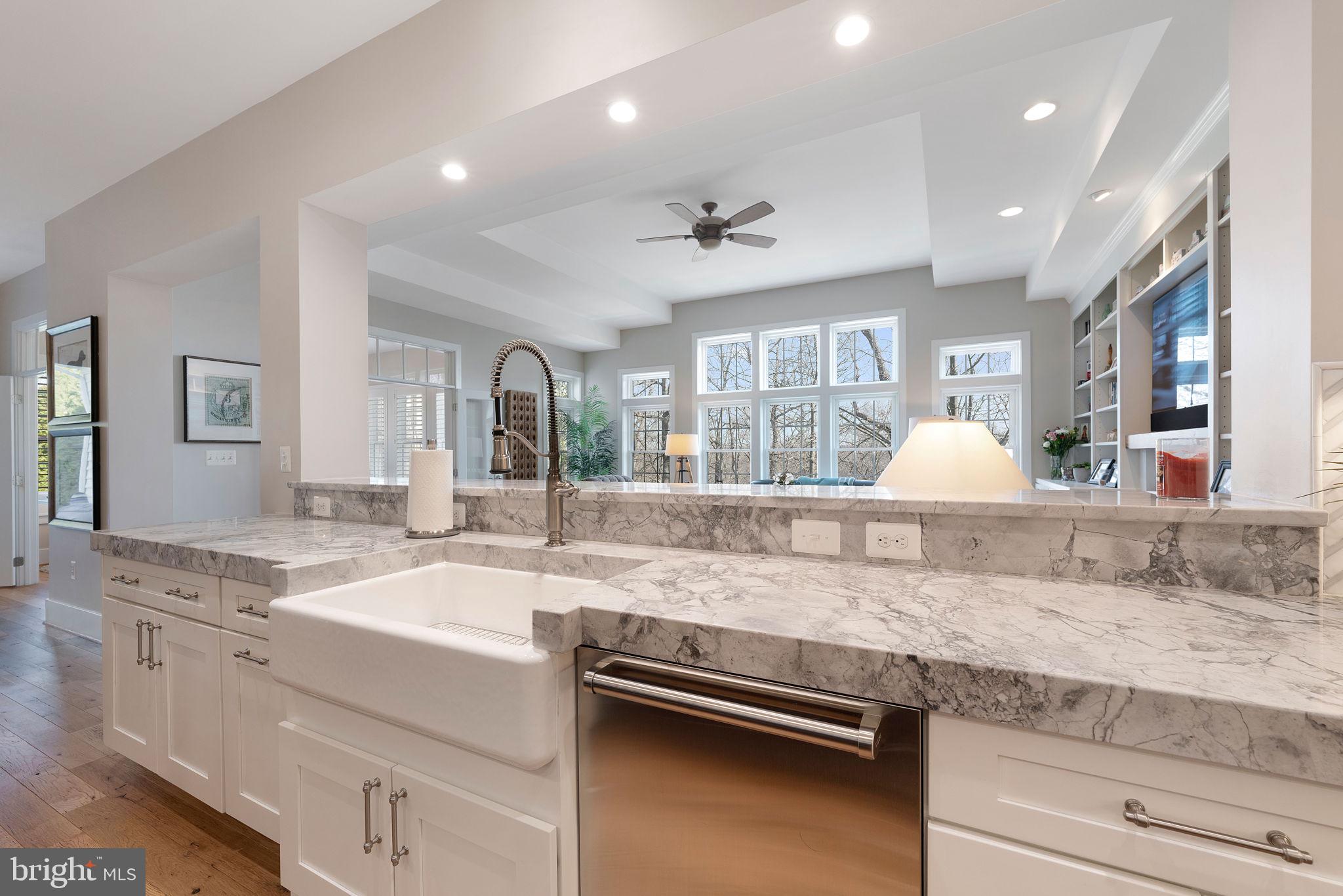 RIVER CREEK - Residential