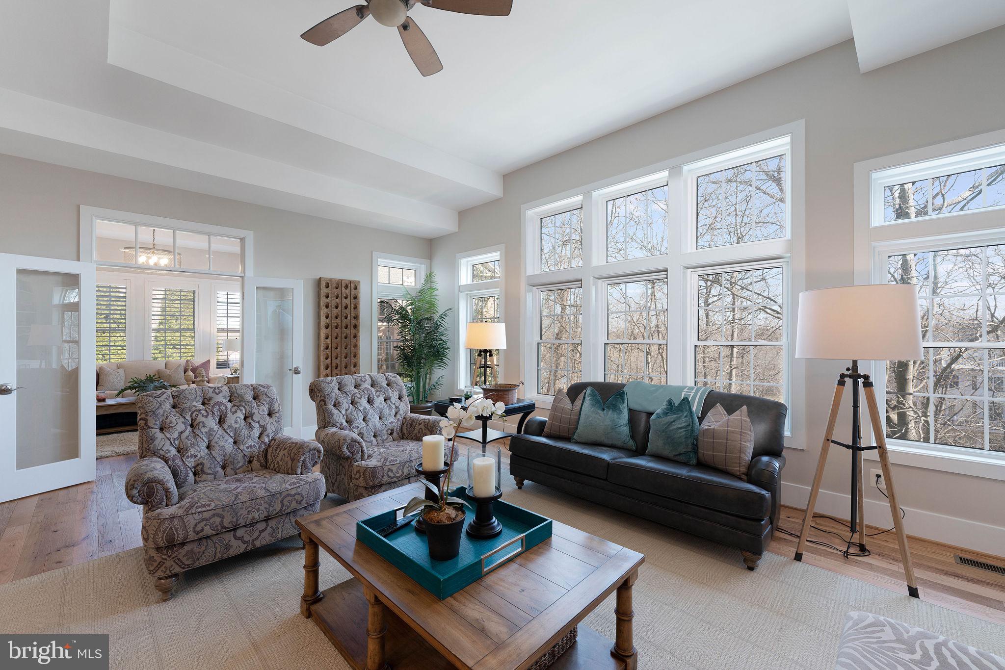 RIVER CREEK - Residential