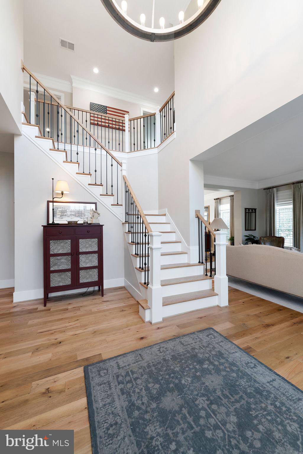 RIVER CREEK - Residential