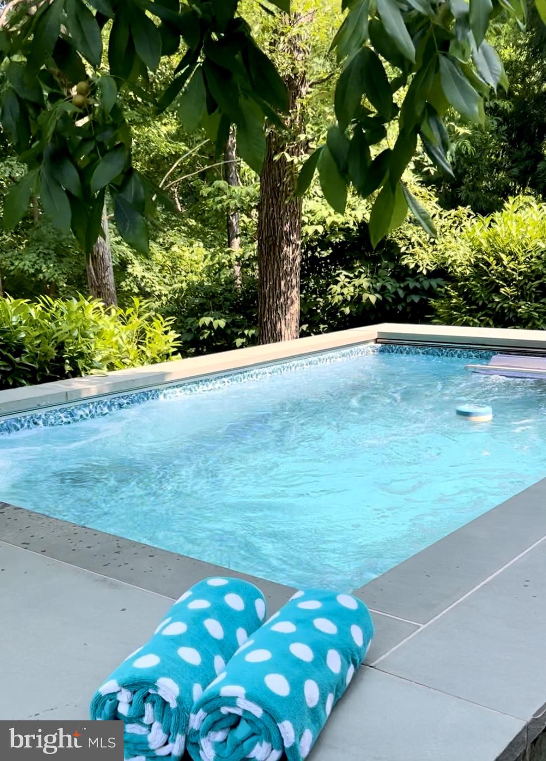 RIVER CREEK - Residential