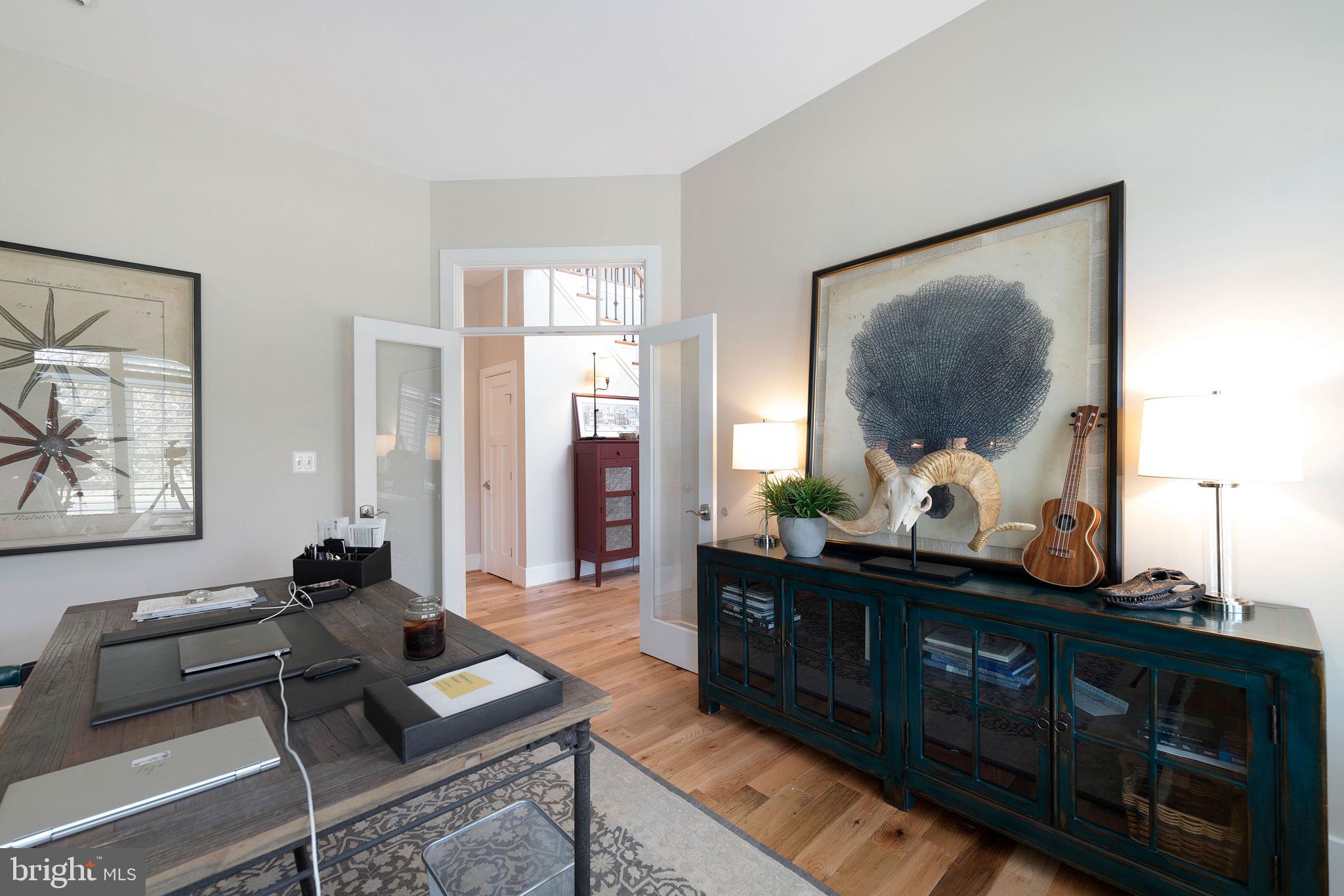 RIVER CREEK - Residential