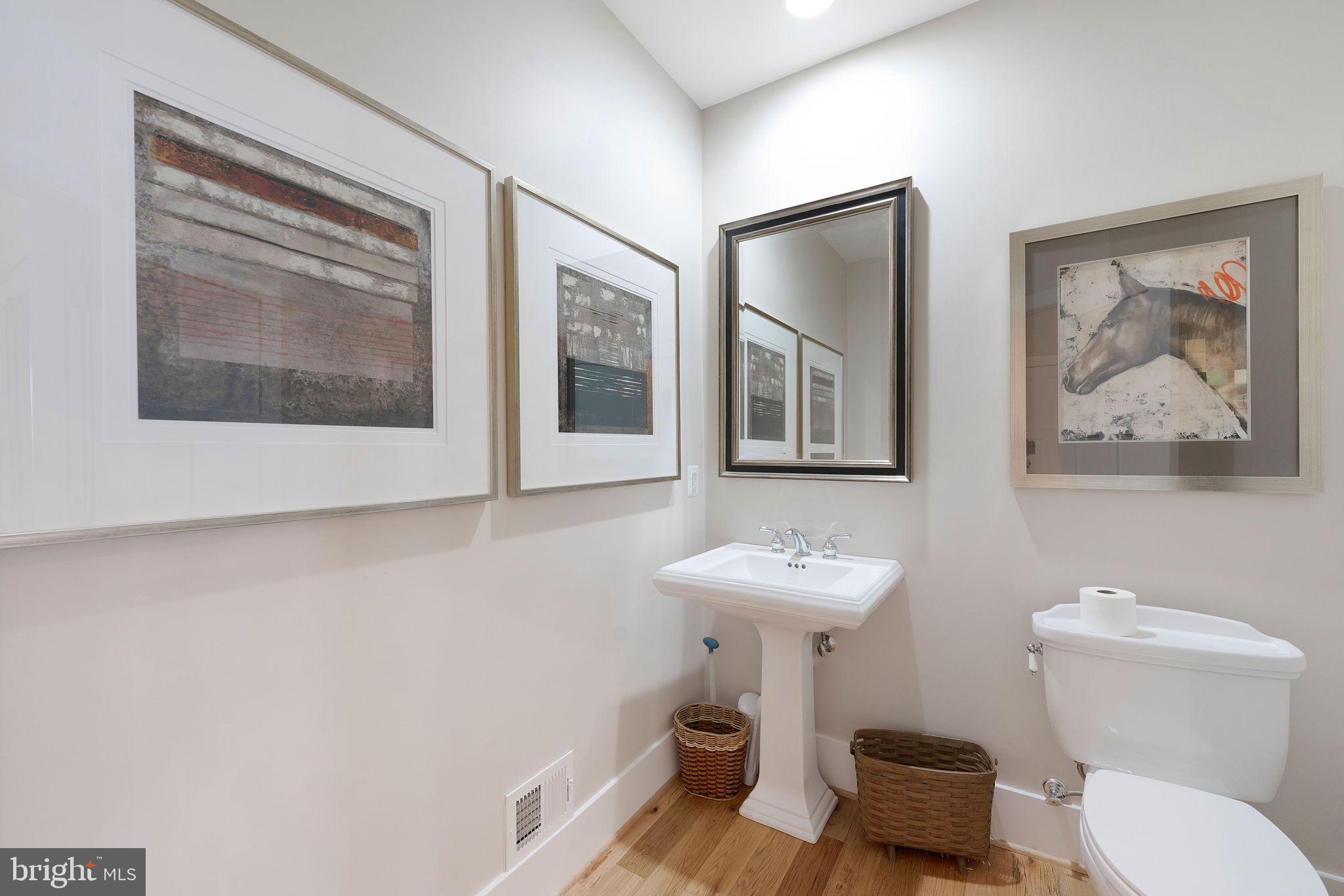 RIVER CREEK - Residential