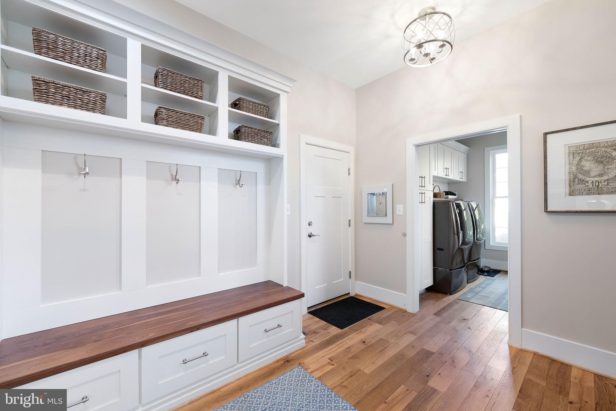 RIVER CREEK - Residential