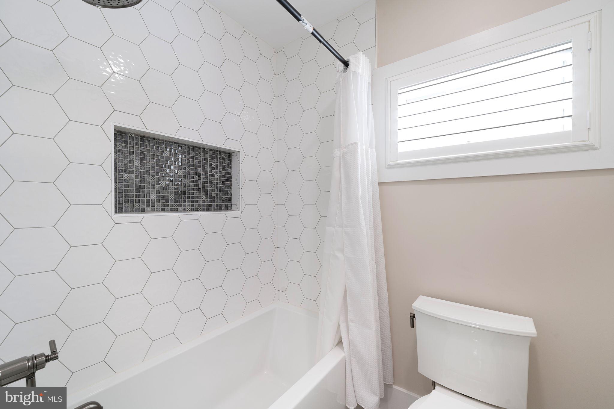 RIVER CREEK - Residential