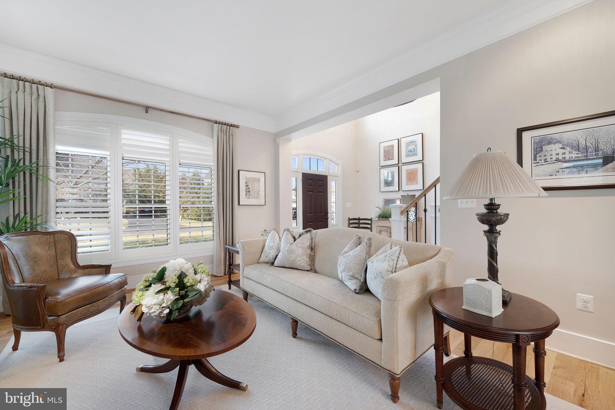 RIVER CREEK - Residential