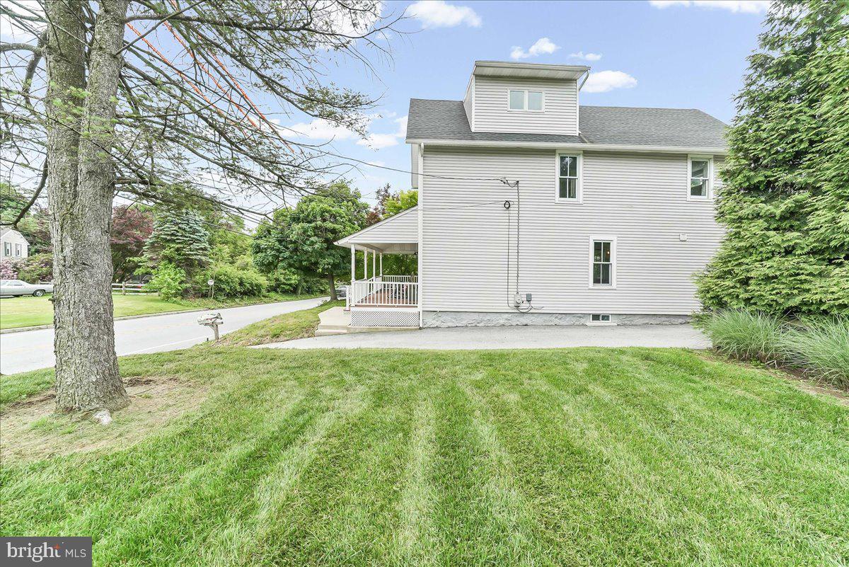 204 S PENNELL ROAD