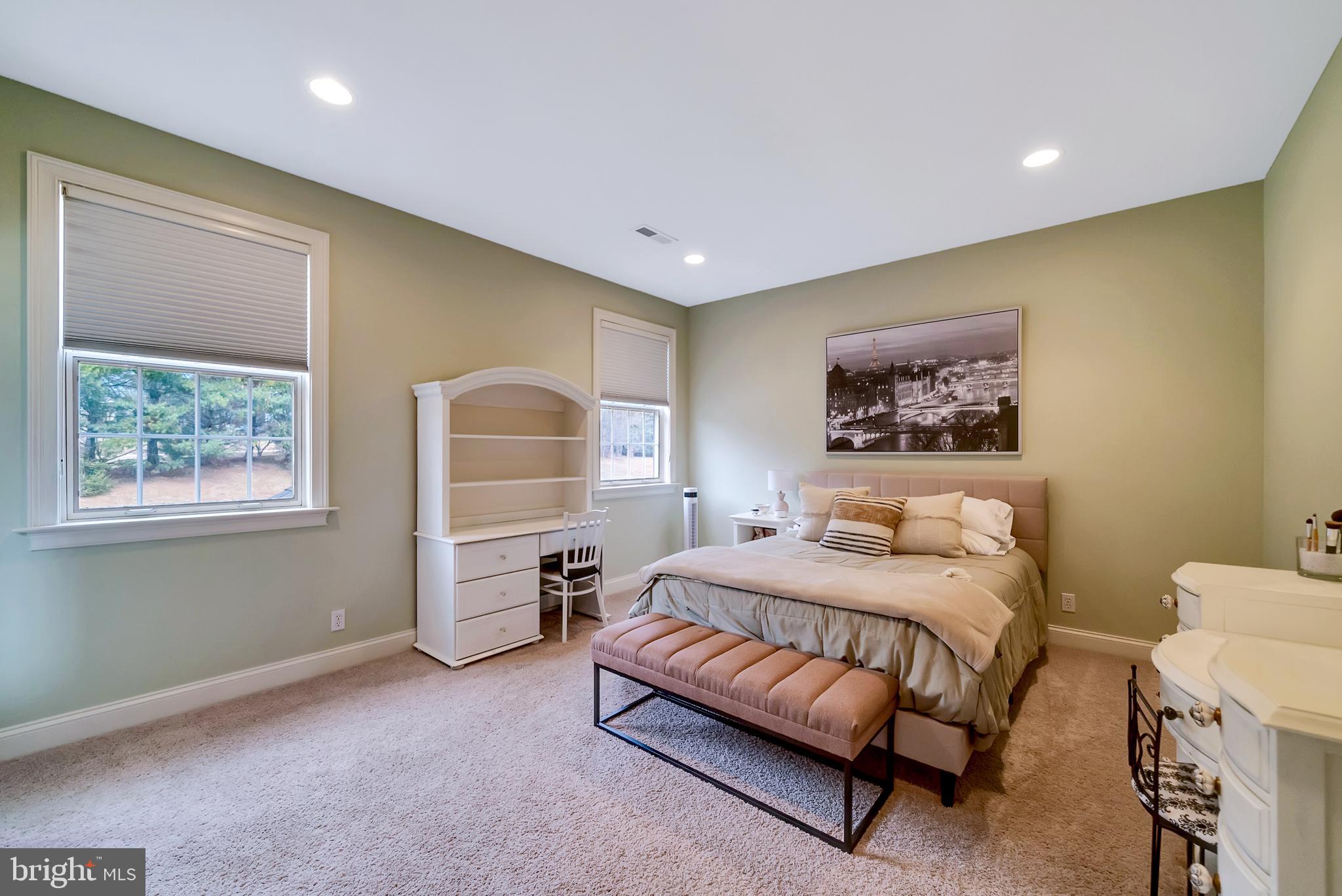 WHITEMARSH CHASE - Residential