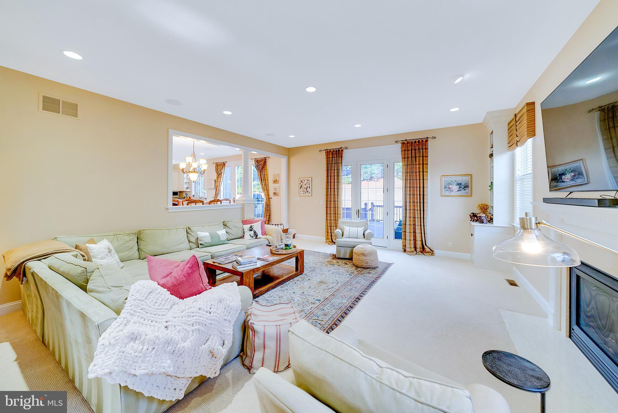 WHITEMARSH CHASE - Residential