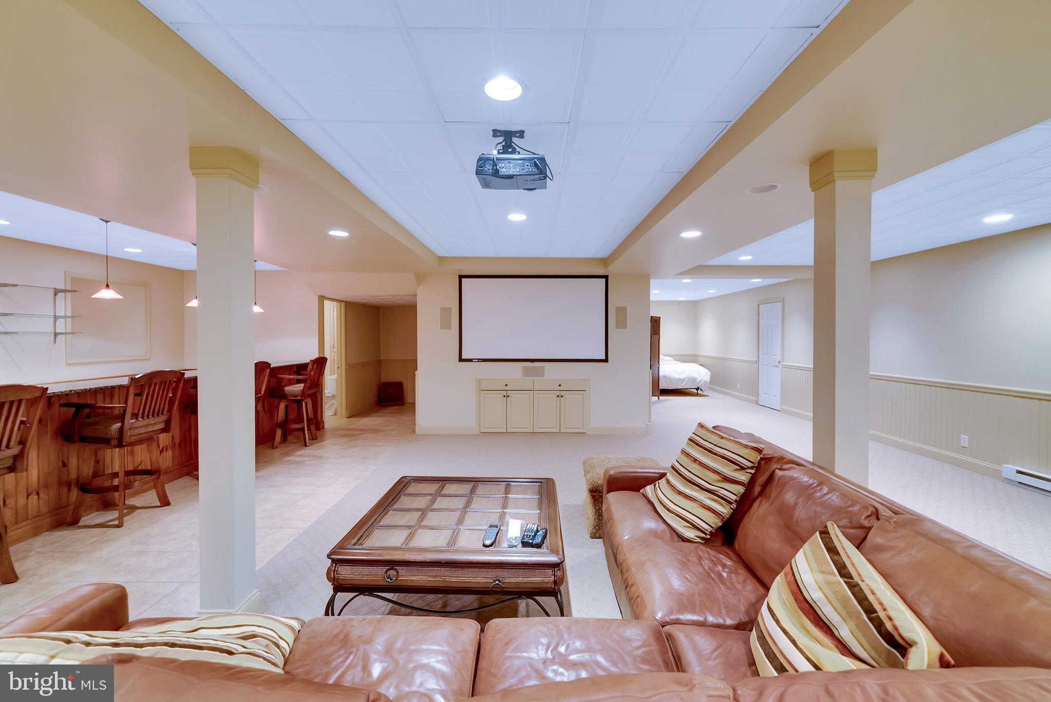 WHITEMARSH CHASE - Residential