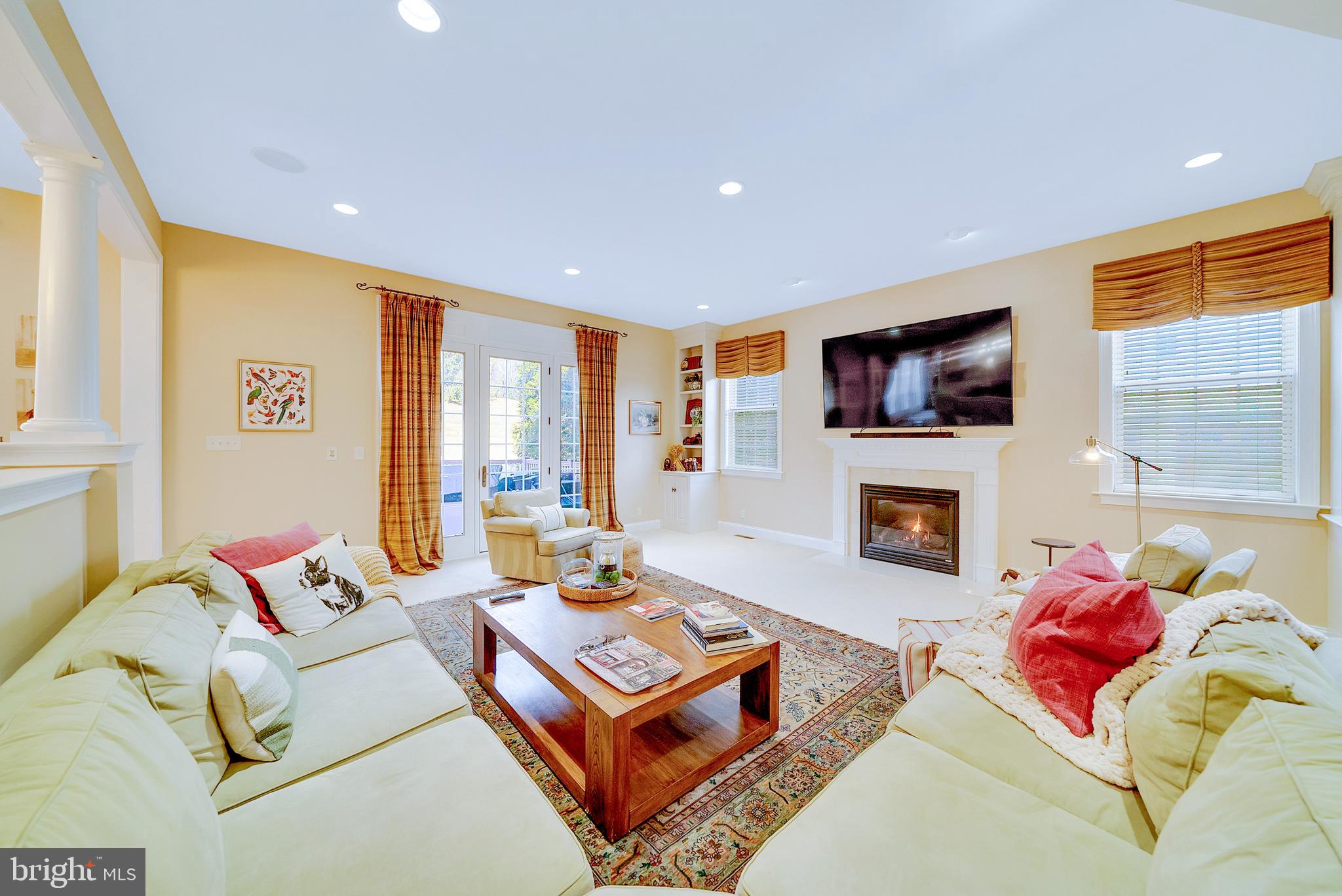 WHITEMARSH CHASE - Residential