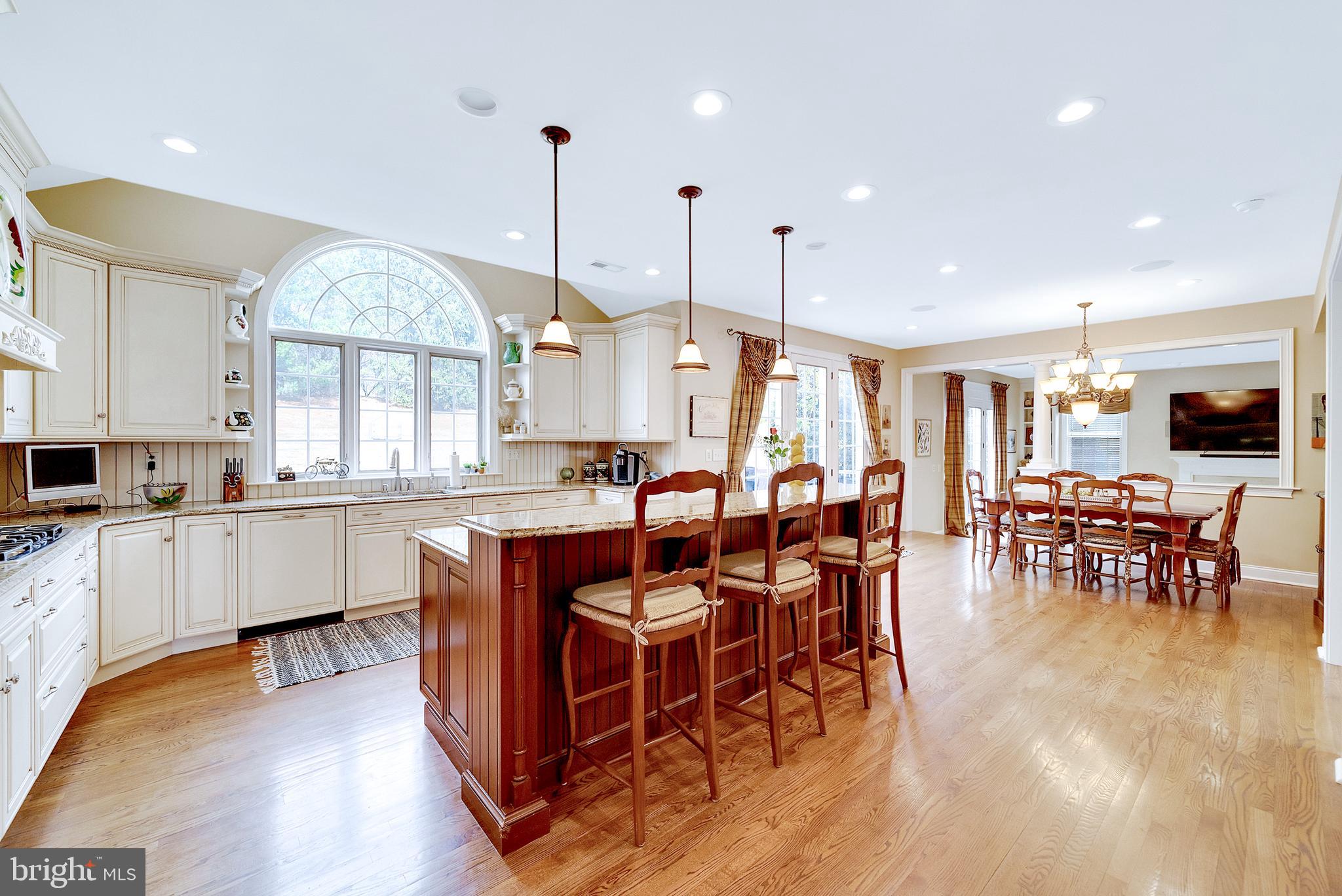 WHITEMARSH CHASE - Residential