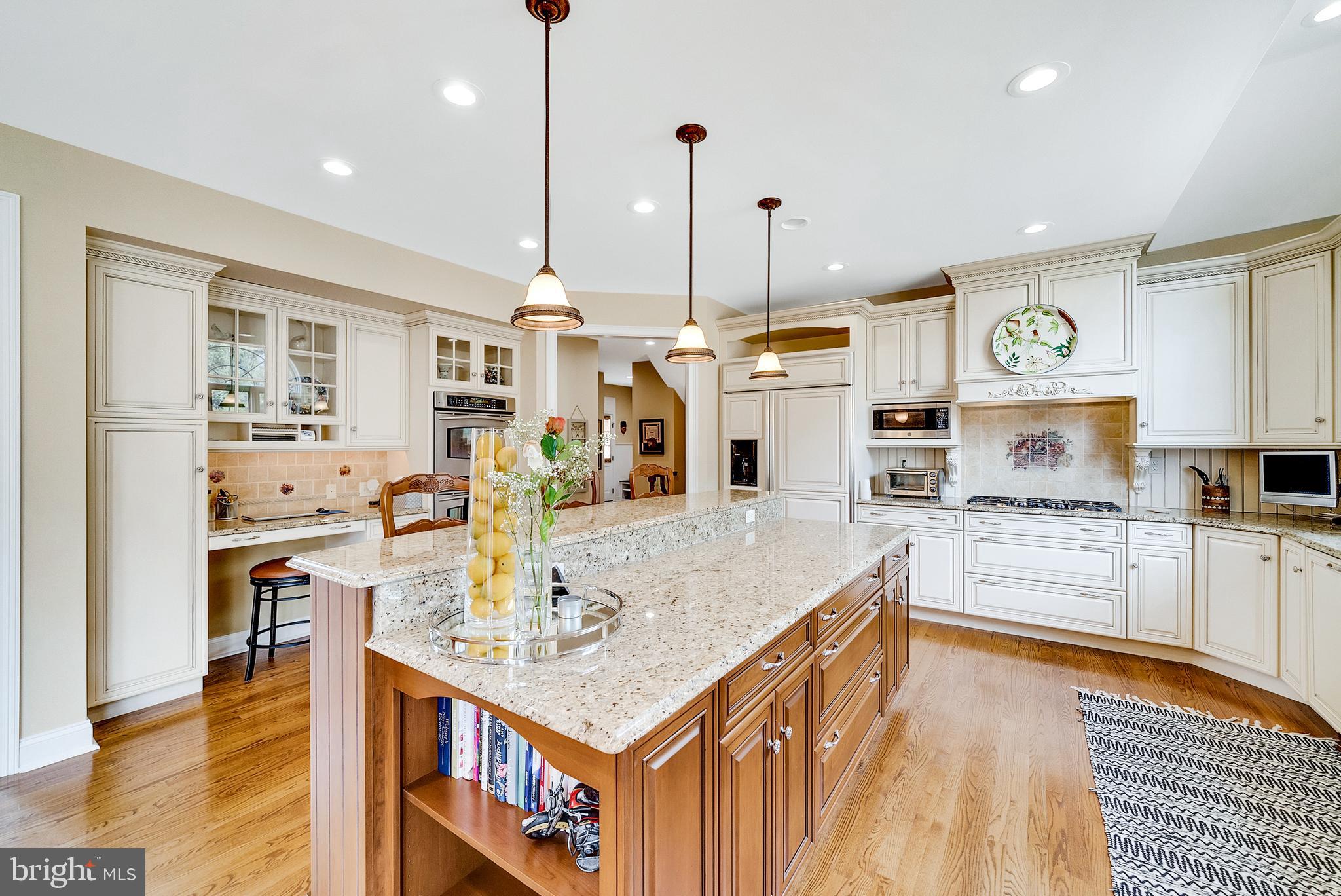 WHITEMARSH CHASE - Residential