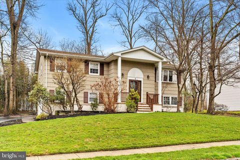 Homes For Sale - 9 Poe Lane Ln<br/> ALLENTOWN, NJ 08501