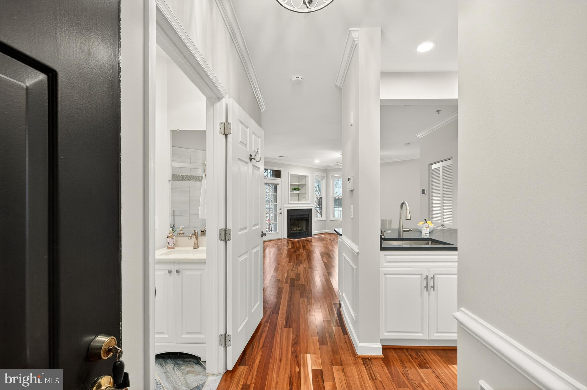 COURTHOUSE HILL - Residential