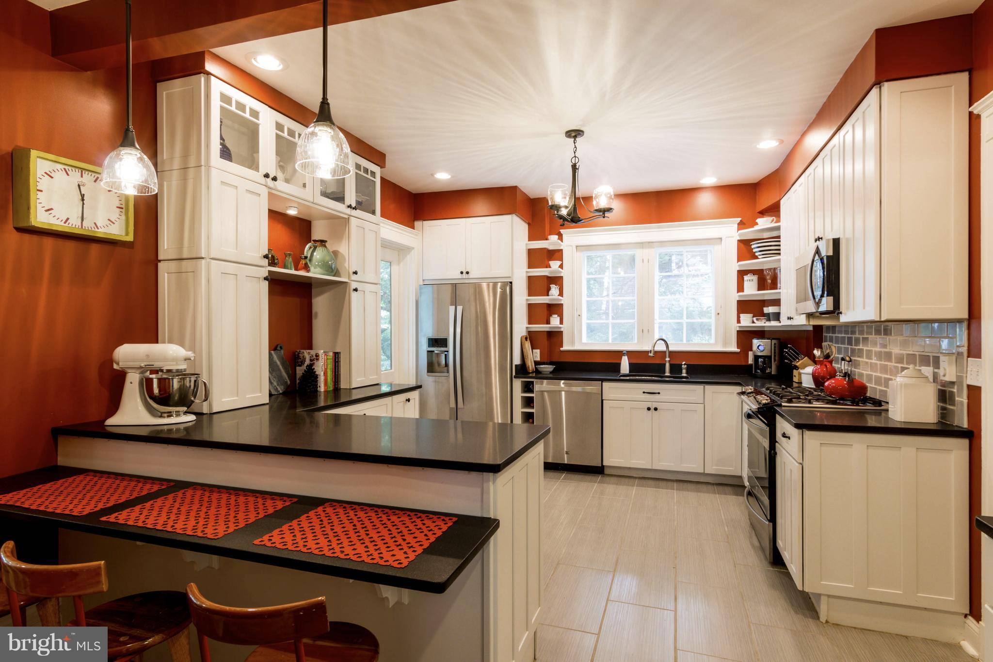 ROLAND PARK - Residential