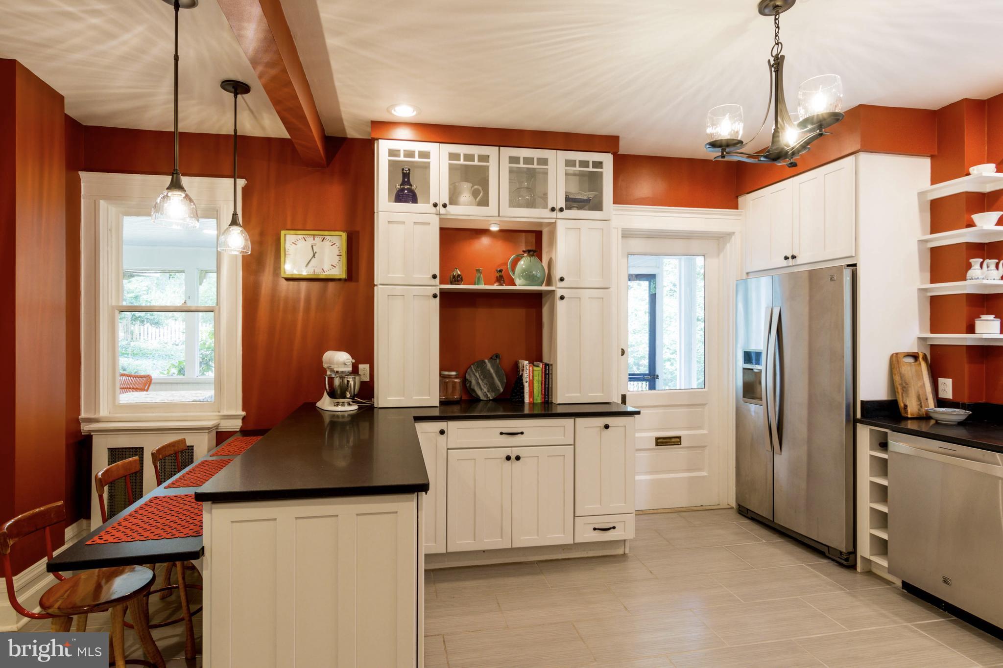 ROLAND PARK - Residential