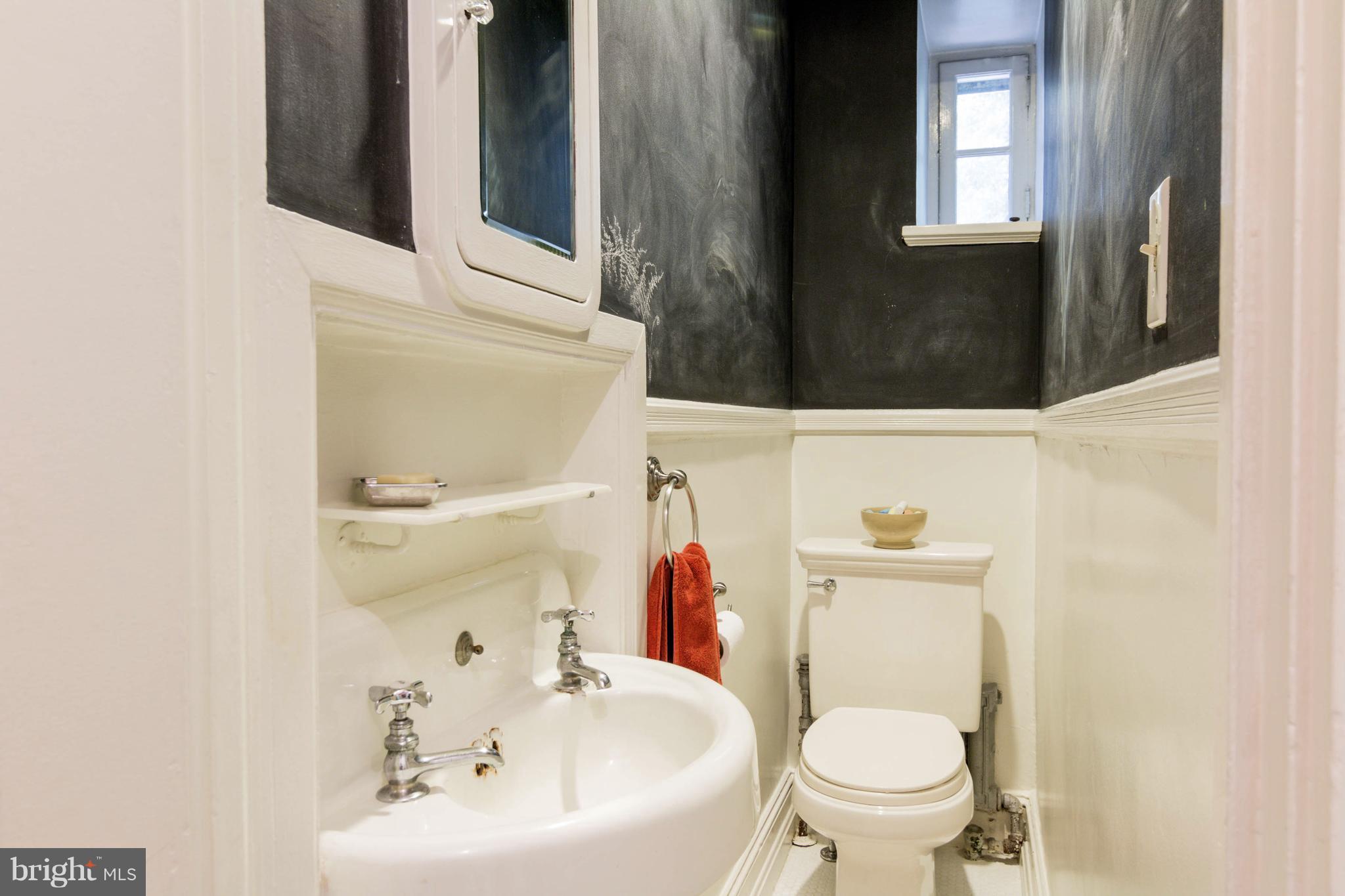 ROLAND PARK - Residential