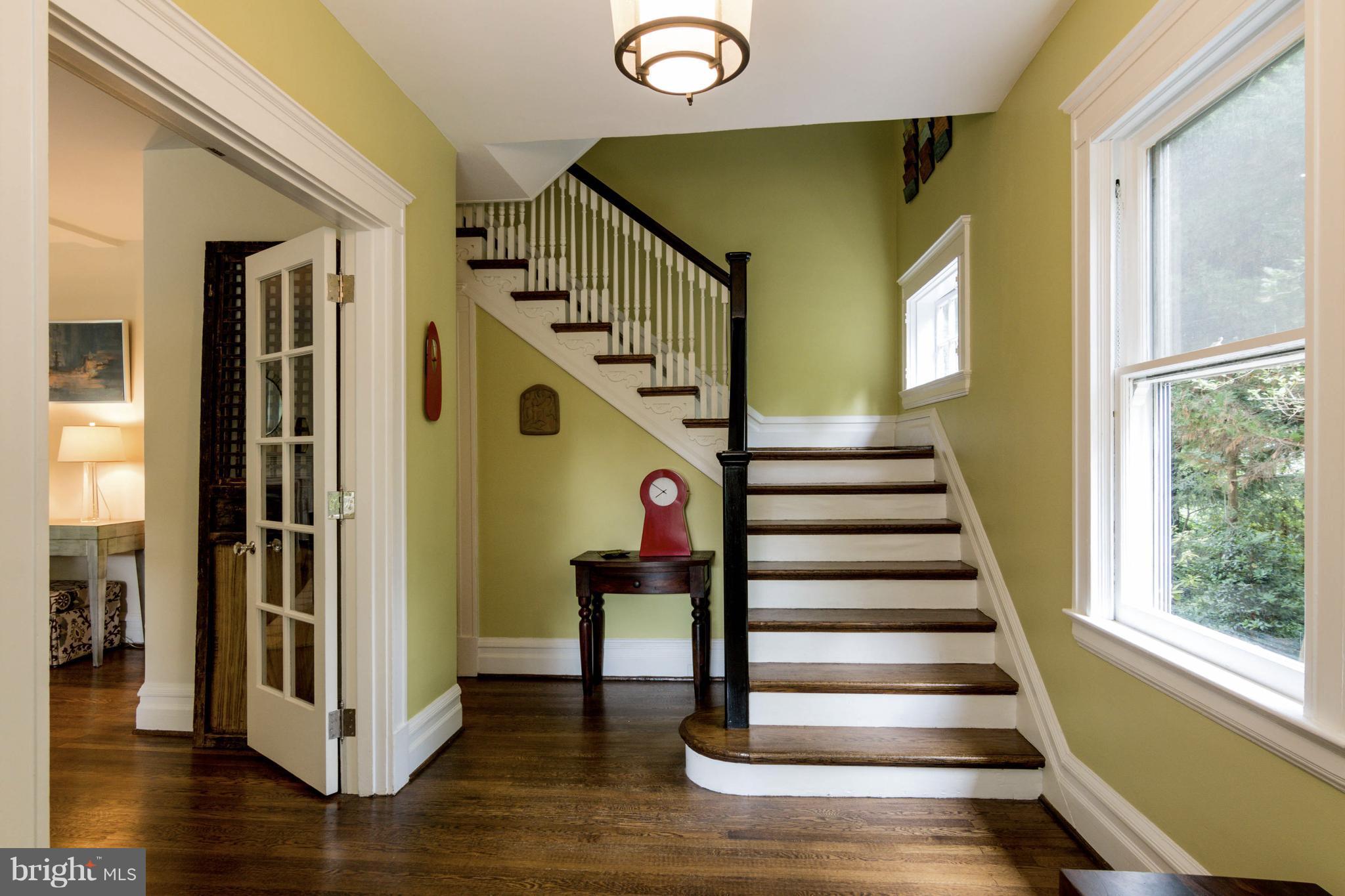 ROLAND PARK - Residential